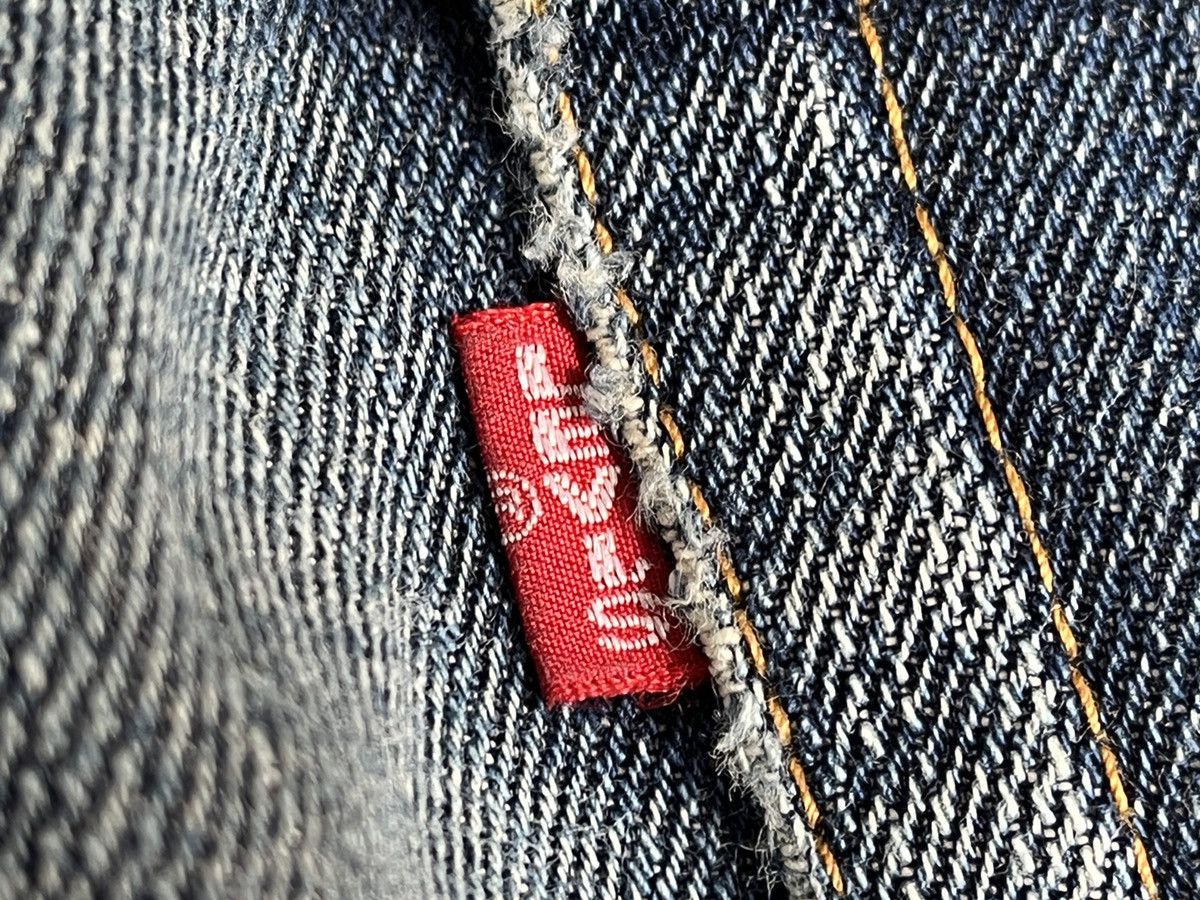 Vintage 1980s Distressed LEVI'S 502 Big E Selvedge