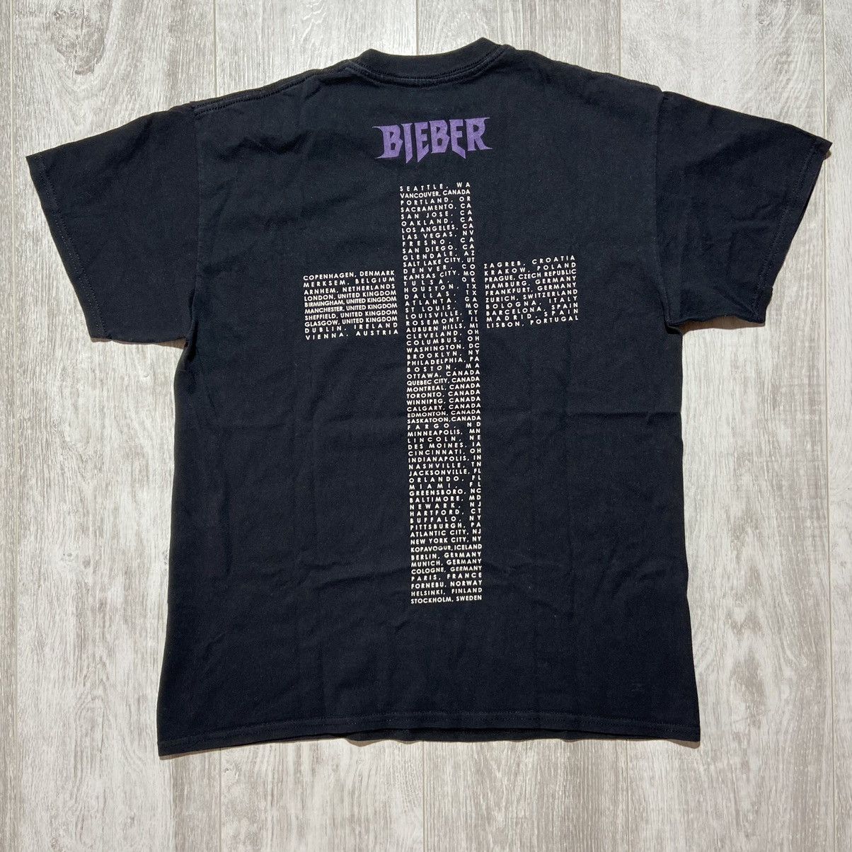 Band Tees Vintage Justin Bieber Purpose Tour Merchandise T-Shirt Size US S / EU 44-46 / 1 - 9 Thumbnail