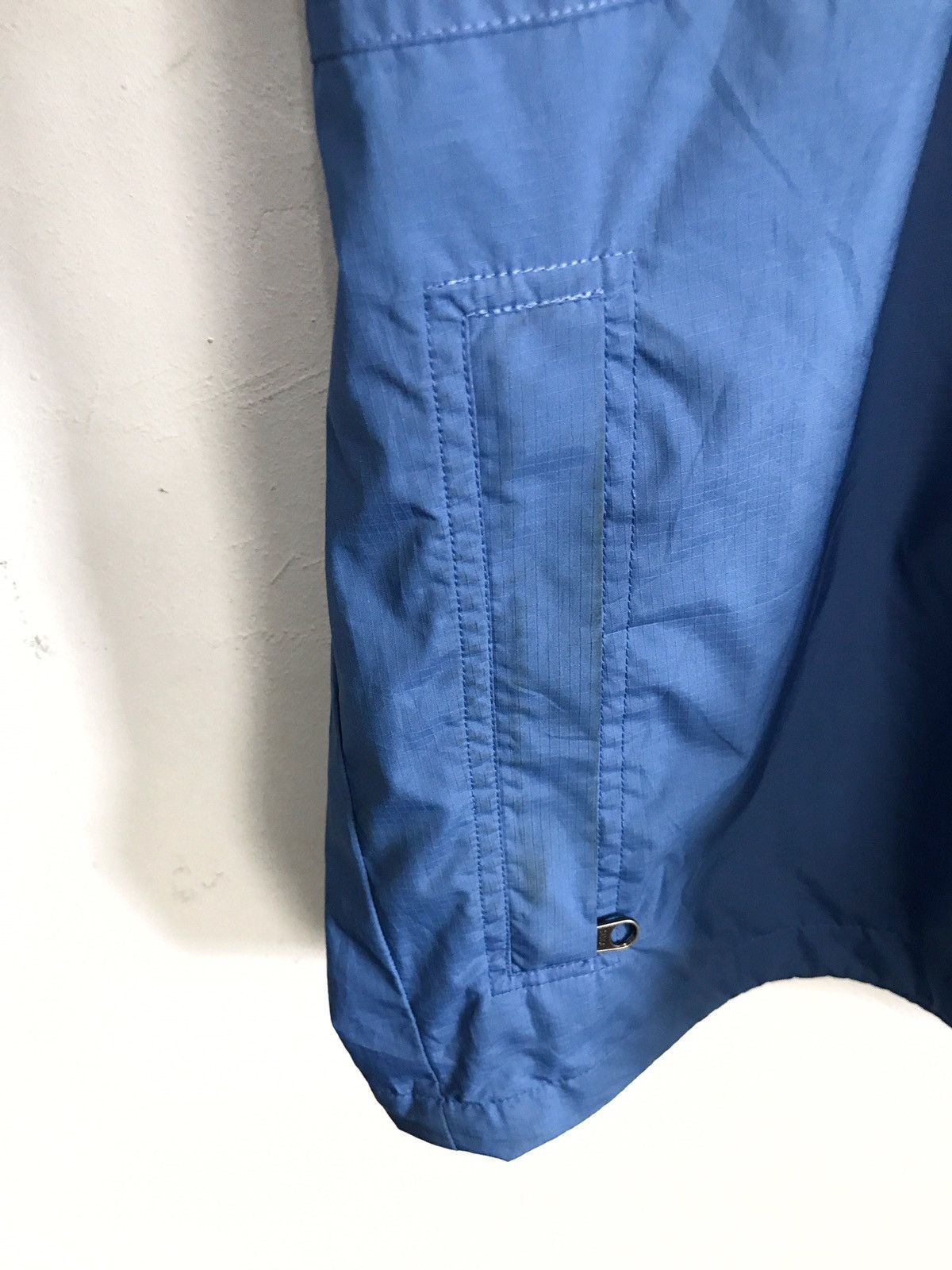 The North Face The North Face Light Jacket Armpit 23.5"x28" Size US M / EU 48-50 / 2 - 7 Thumbnail