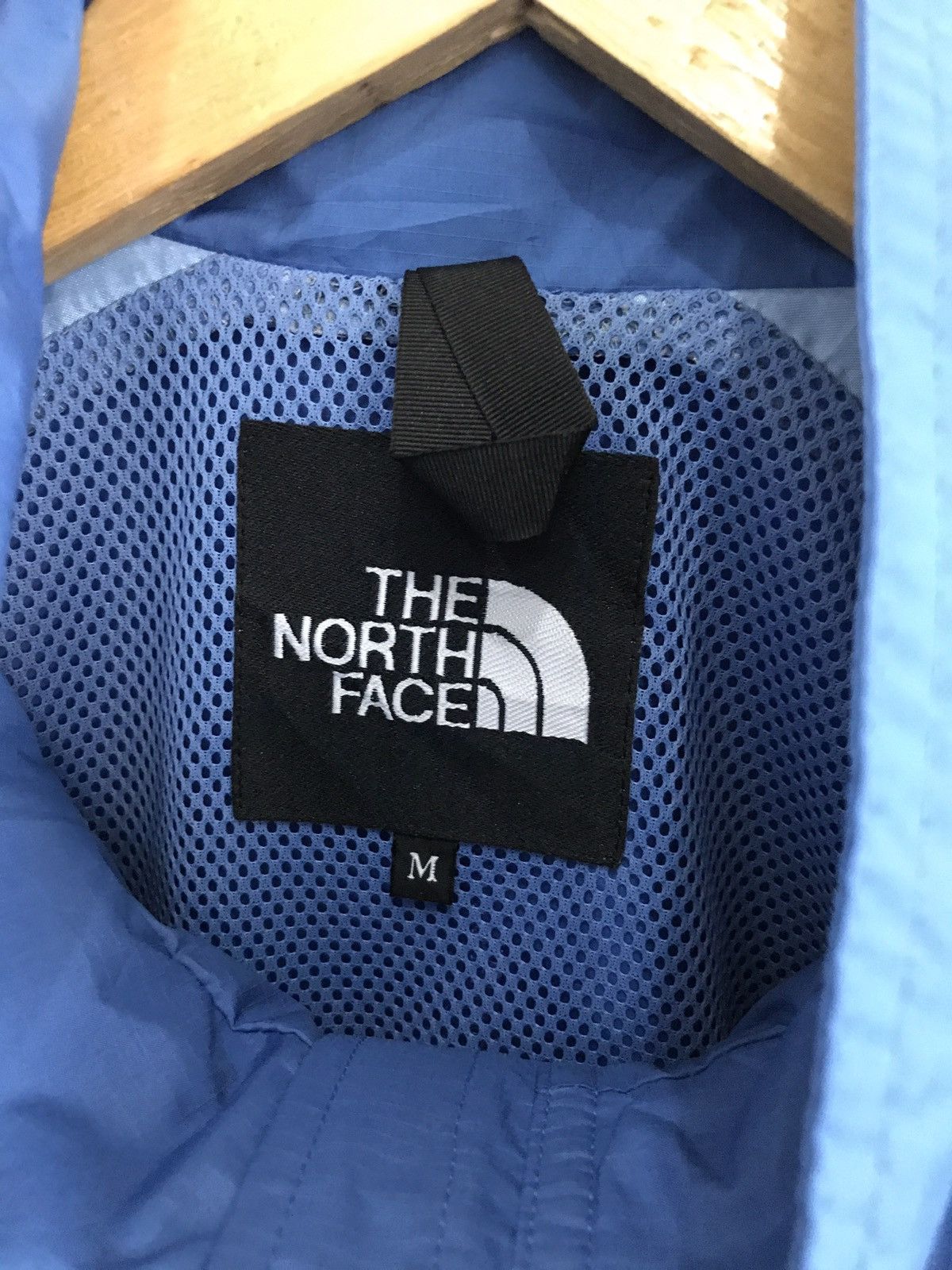 The North Face The North Face Light Jacket Armpit 23.5"x28" Size US M / EU 48-50 / 2 - 5 Thumbnail