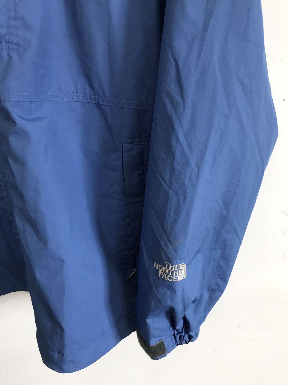 The North Face The North Face Light Jacket Armpit 23.5"x28" Size US M / EU 48-50 / 2 - 2 Thumbnail