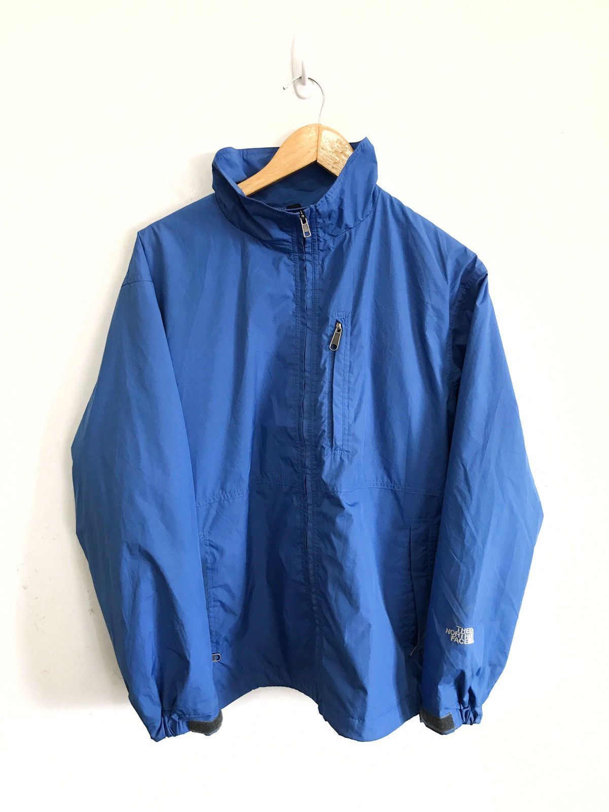 The North Face The North Face Light Jacket Armpit 23.5"x28" Size US M / EU 48-50 / 2 - 1 Thumbnail