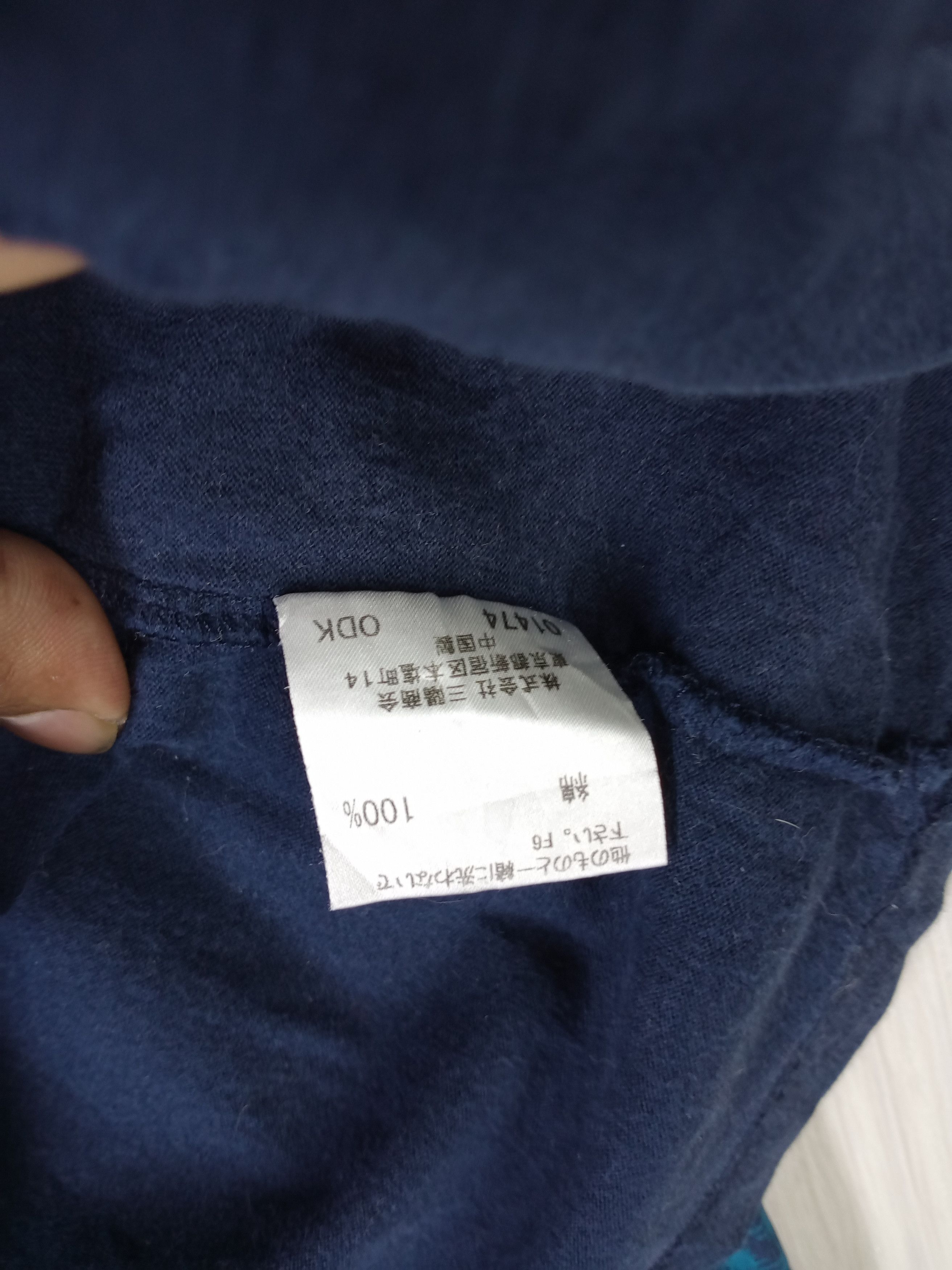 Burberry Vintage Burberry London Blue Label Nova Check Tee Size US L / EU 52-54 / 3 - 10 Thumbnail