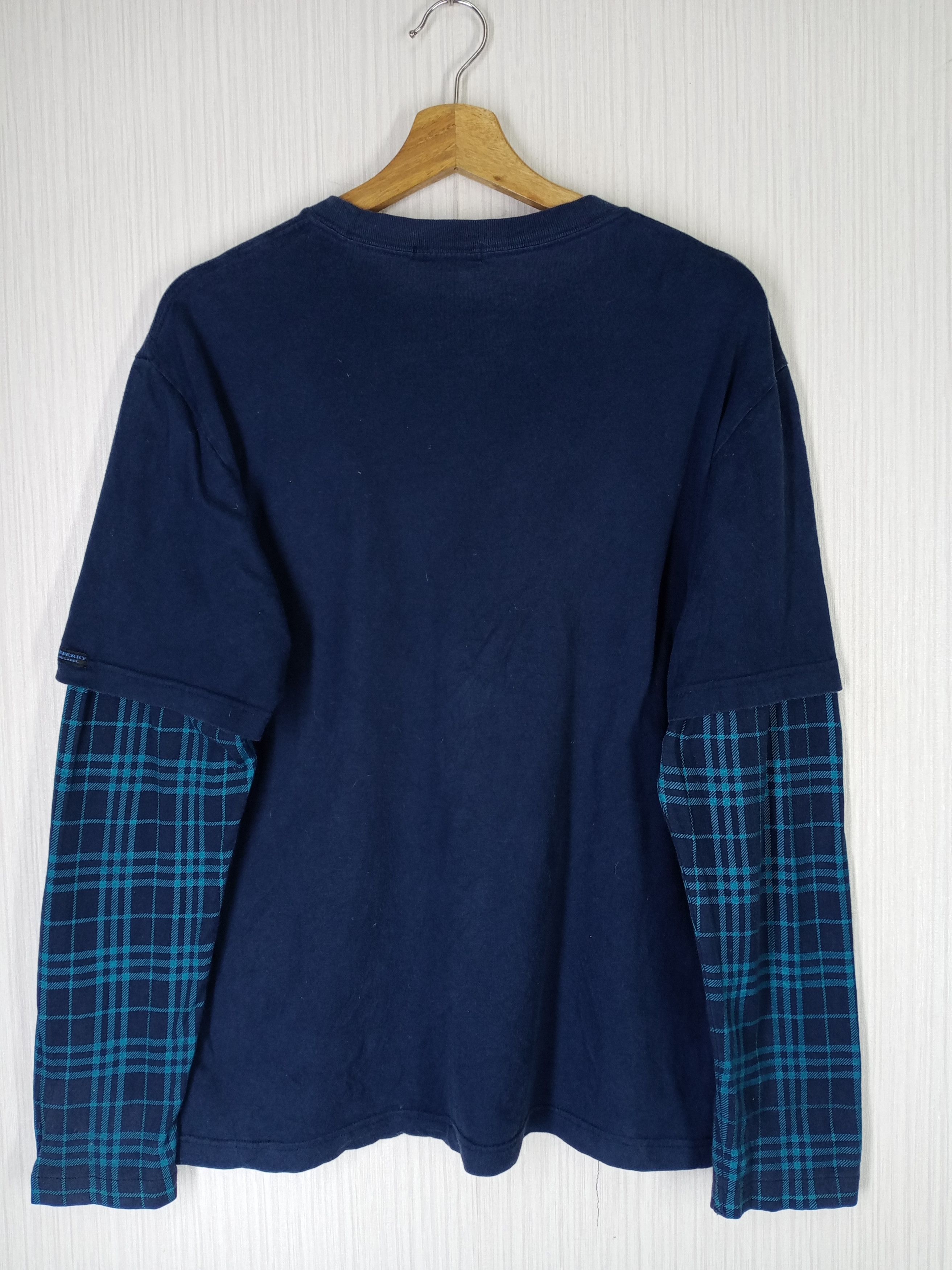 Burberry Vintage Burberry London Blue Label Nova Check Tee Size US L / EU 52-54 / 3 - 11 Thumbnail