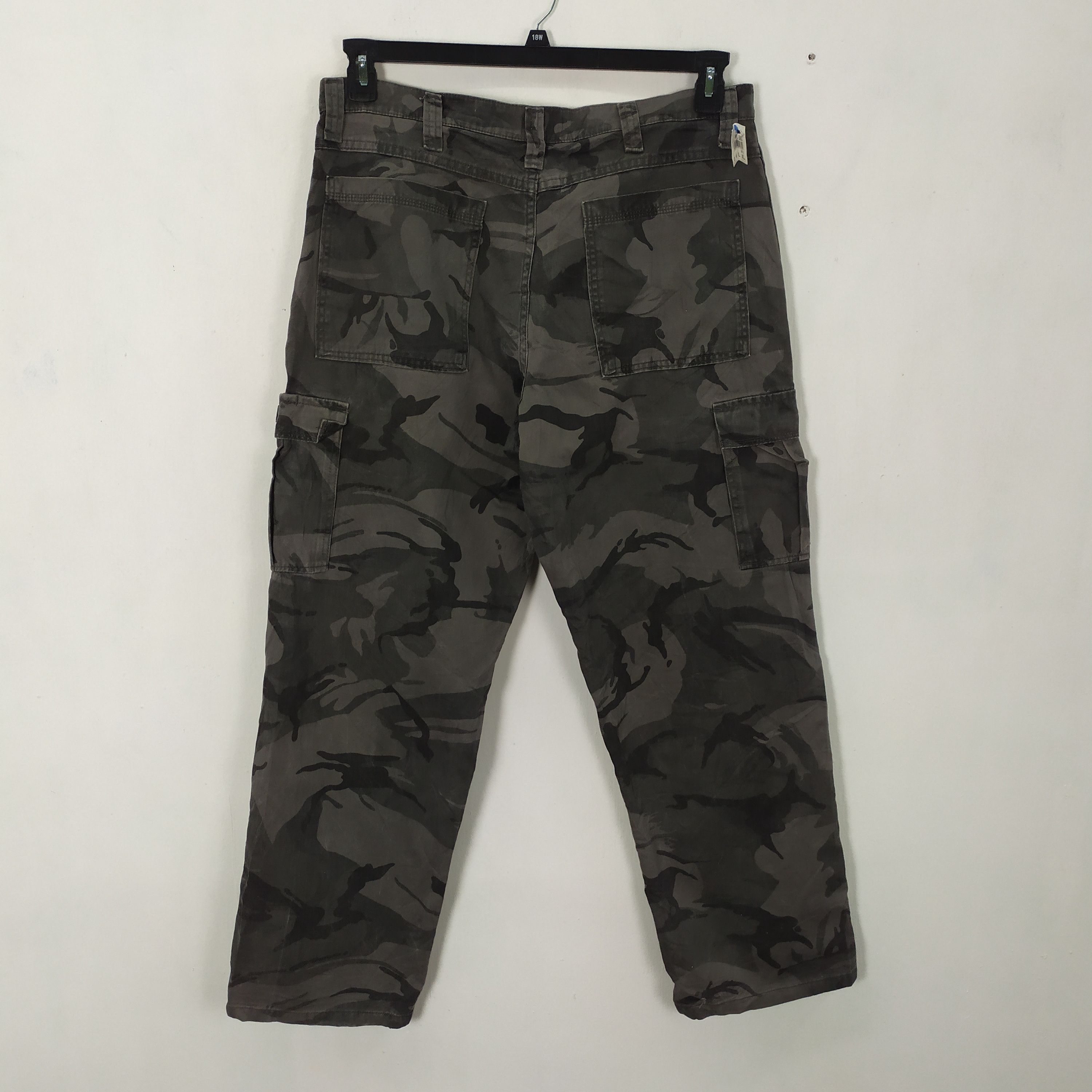 Vintage × Wrangler WRANGLER CAMO CARGO PANTS Size US 36 / EU 52 - 9 Thumbnail