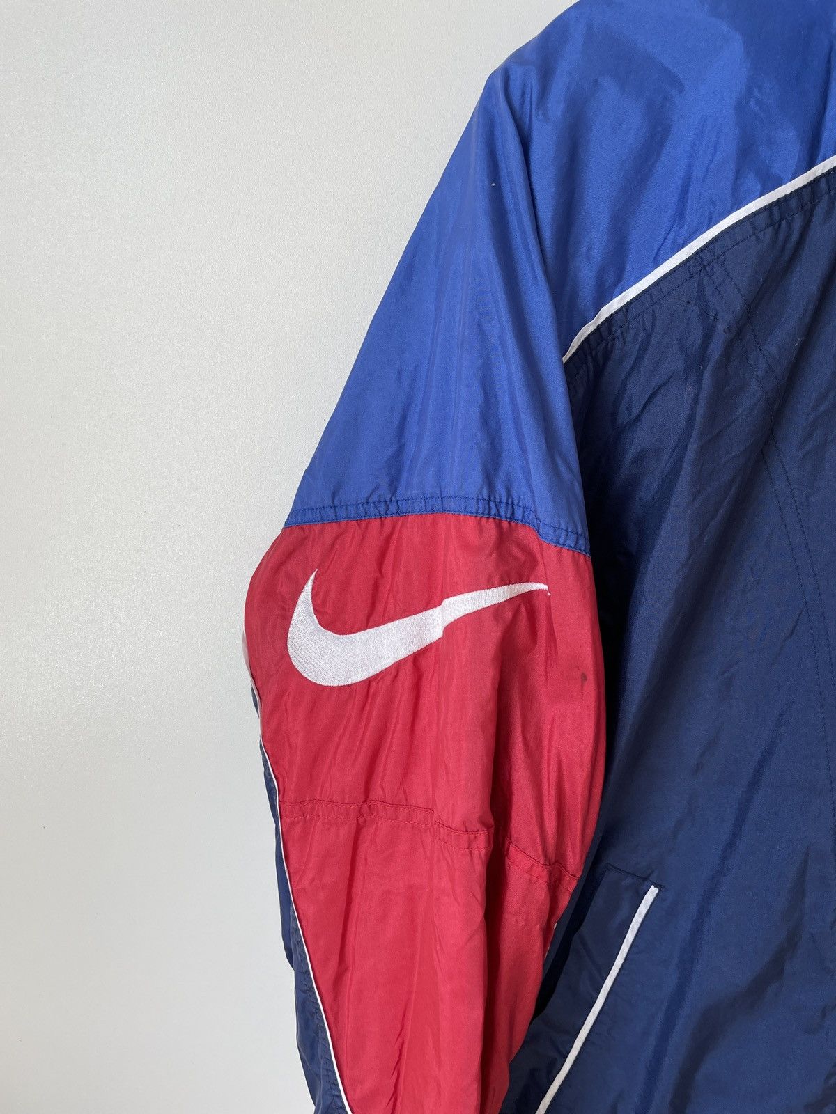 Nike Vintage Nike jacket swoosh logo 1990s Size US M / EU 48-50 / 2 - 3 Thumbnail