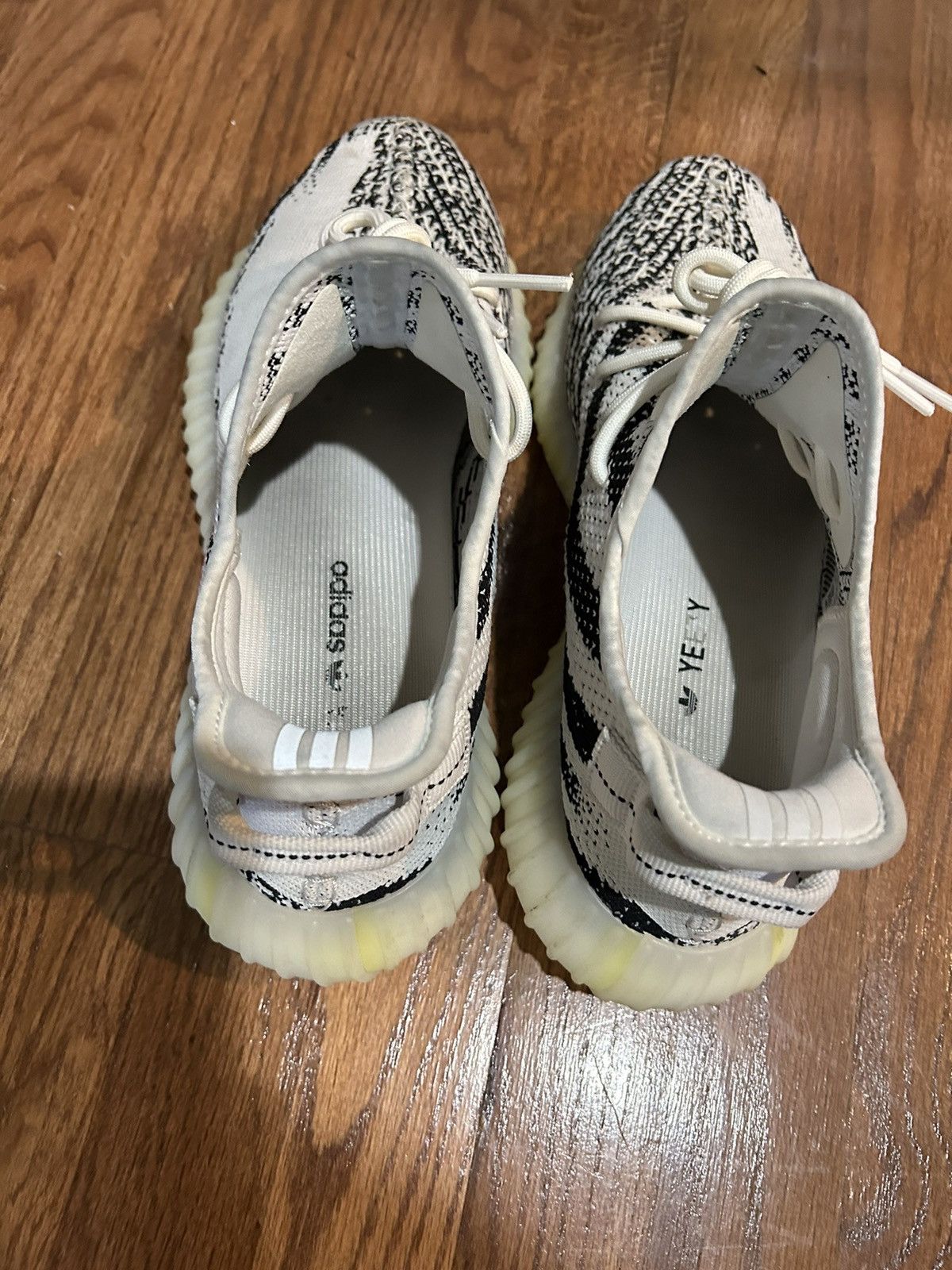 Adidas × Kanye West Yeezy boost 350 Zebra OG drop Size US 10.5 / EU 43-44 - 6 Thumbnail