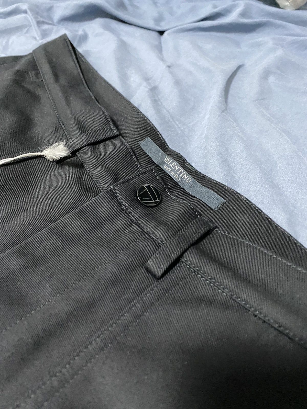 Valentino Black Cotton Cargo Pants Size US 32 / EU 48 - 3 Thumbnail