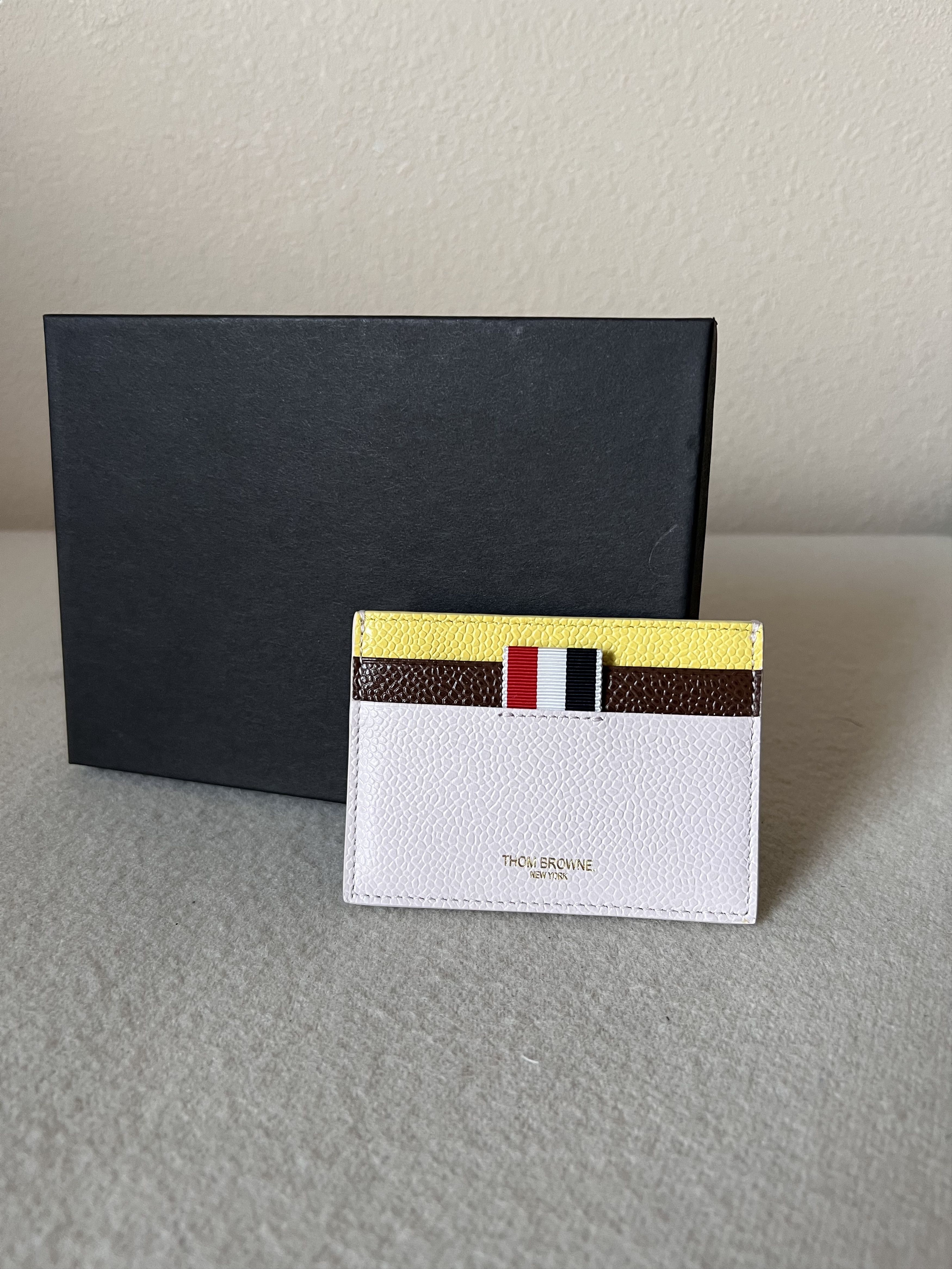 Thom Browne Thom Browne Single Card Holder Funmix Pebble Grain Leather Size ONE SIZE - 1 Thumbnail