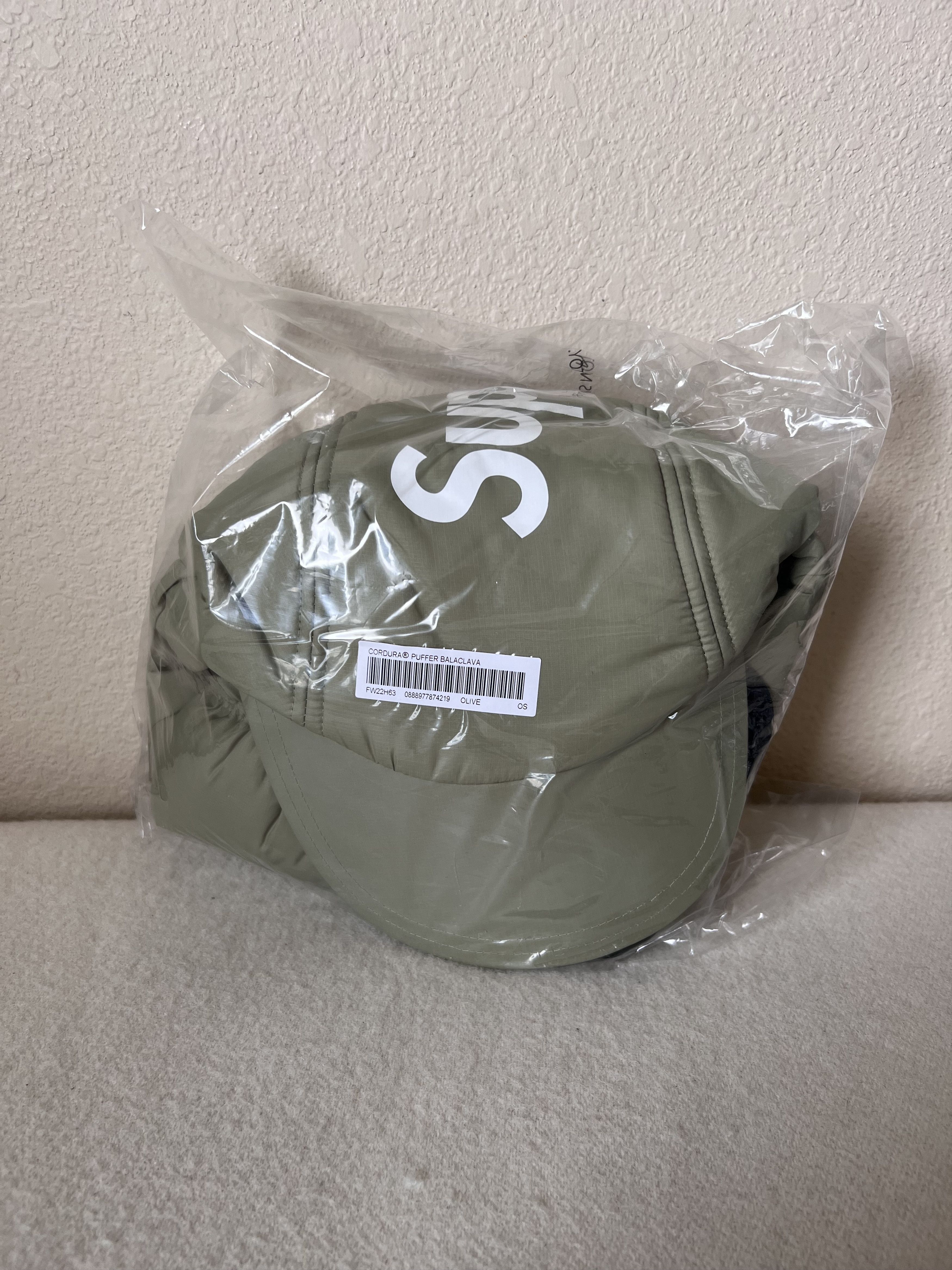 Supreme Supreme Cordura Puffer Balaclava in Light Olive Size ONE SIZE - 2 Thumbnail