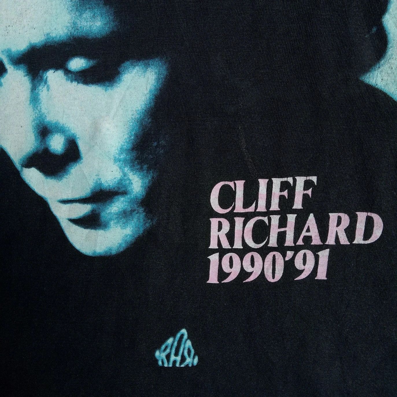 Band Tees VINTAGE 1990 Cliff Richard British pop singer tour shirt Size US XL / EU 56 / 4 - 4 Thumbnail
