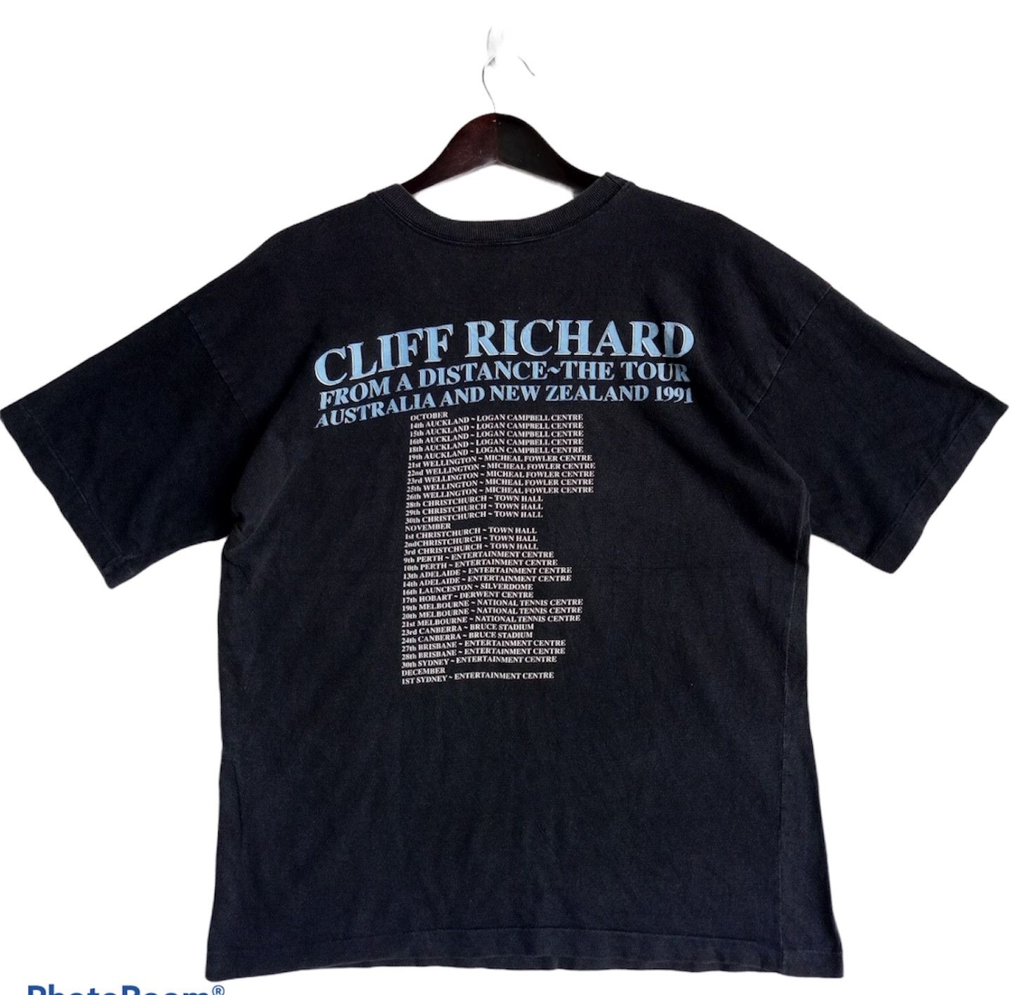 Band Tees VINTAGE 1990 Cliff Richard British pop singer tour shirt Size US XL / EU 56 / 4 - 2 Thumbnail