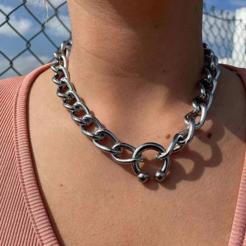 Jewelry Hip Hop C Shape Necklaces Size ONE SIZE - 1 Thumbnail