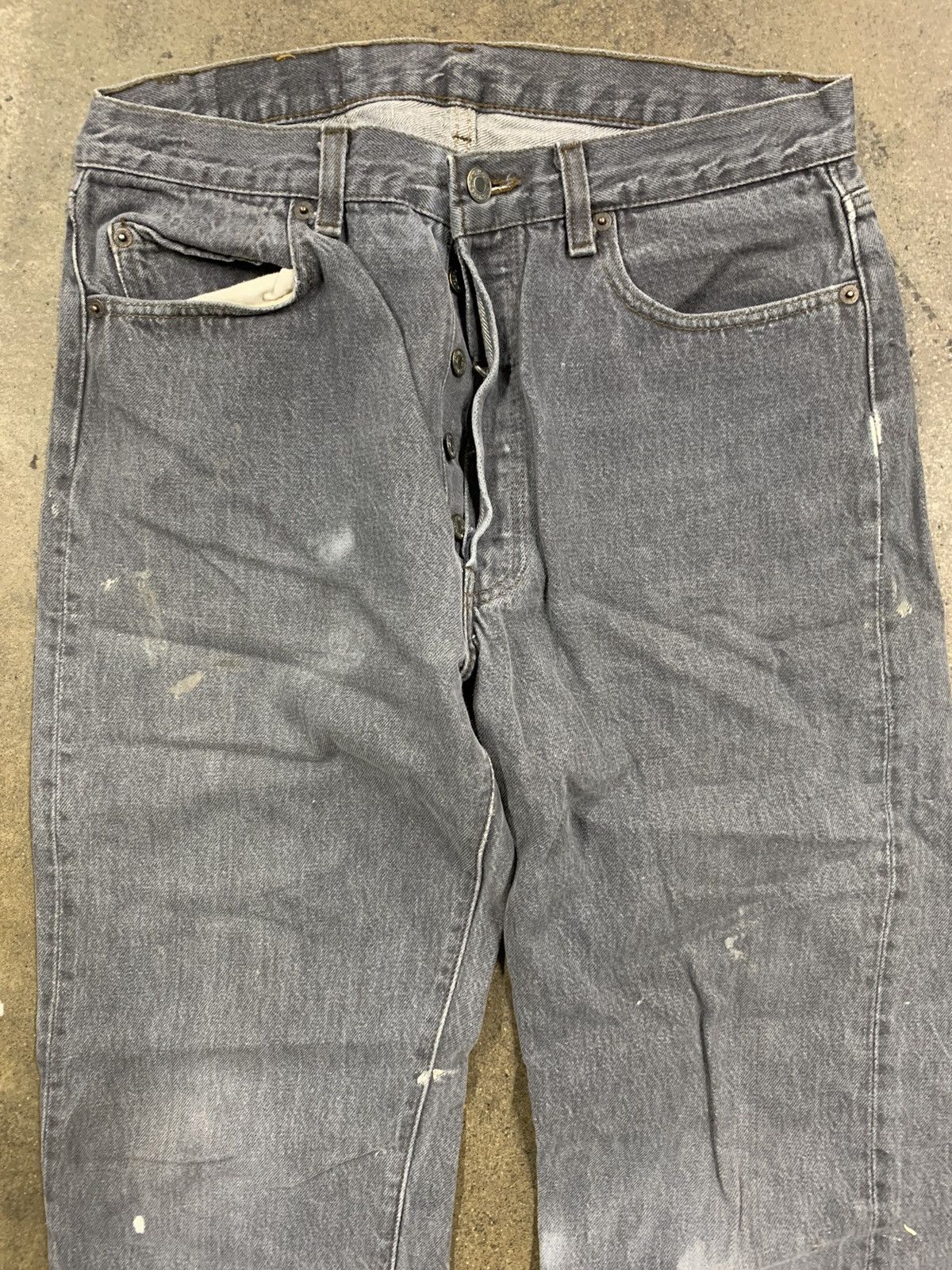 Levi's Vintage Levi’s Blank Red Tab Button Fly Gray Denim Jeans Size US 32 / EU 48 - 3 Thumbnail