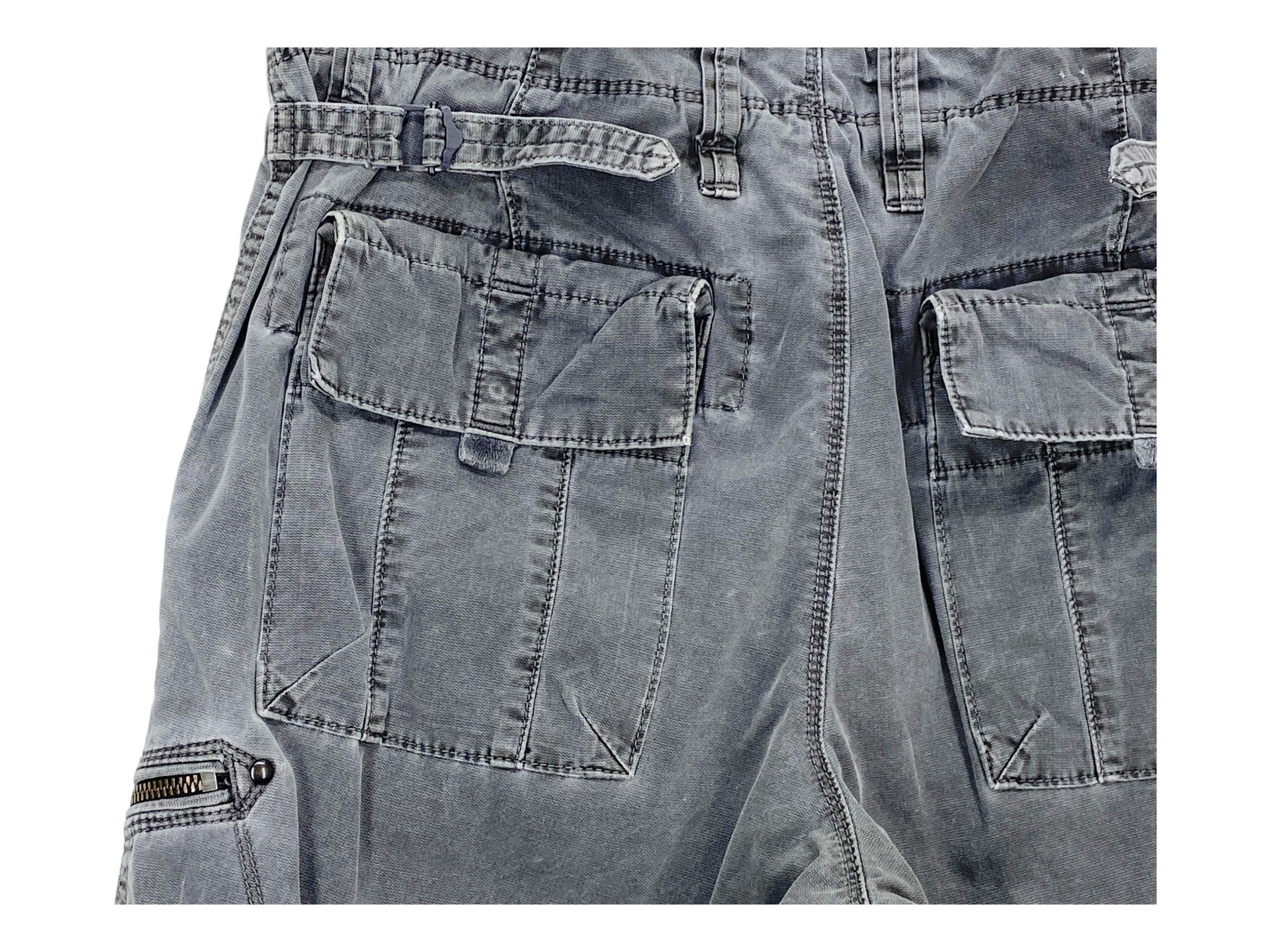 Japanese Brand × Uniqlo Uniqlo Cargo Pants Military Distressed Multipocket Pants Size US 36 / EU 52 - 12 Thumbnail