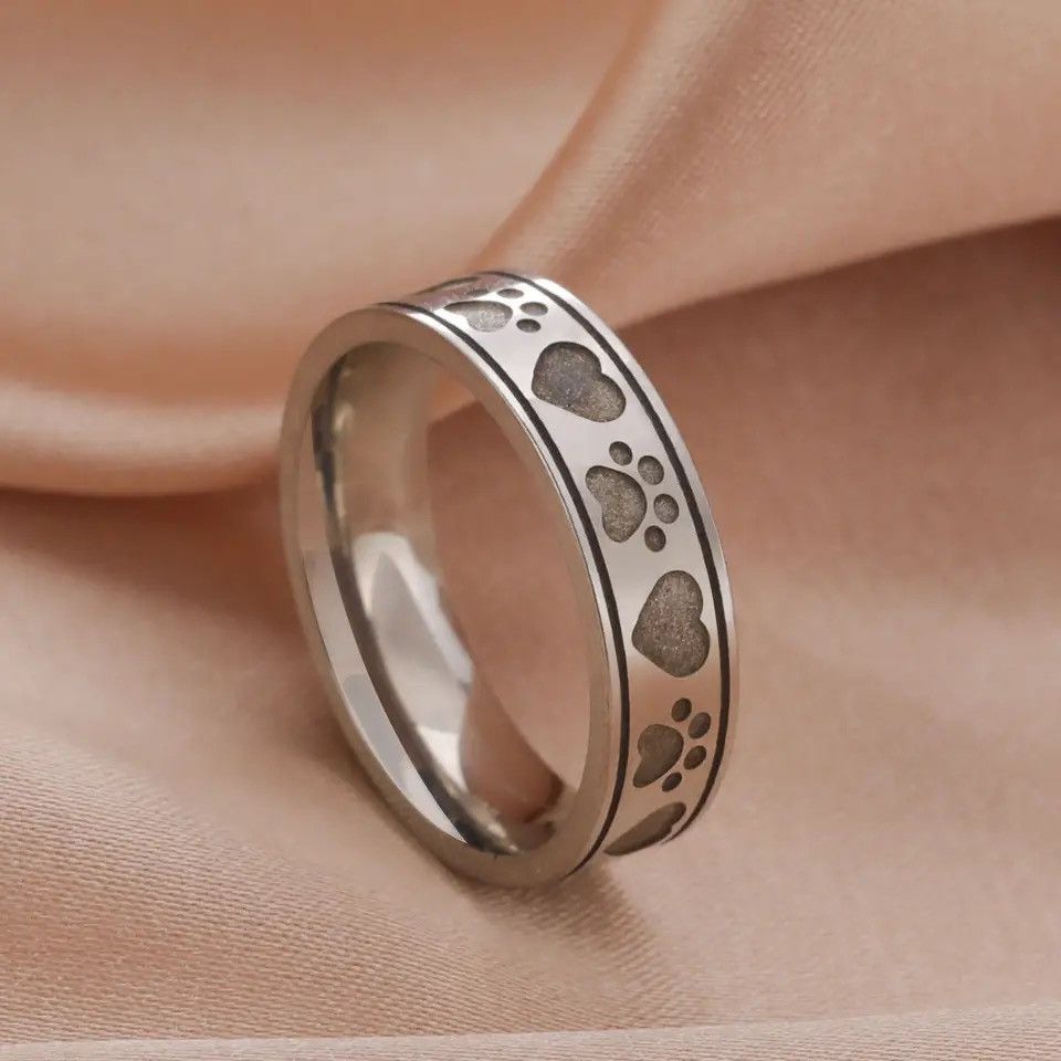 Japanese Brand × Jewelry × Vintage Heart Paws Ring Size ONE SIZE - 1 Thumbnail