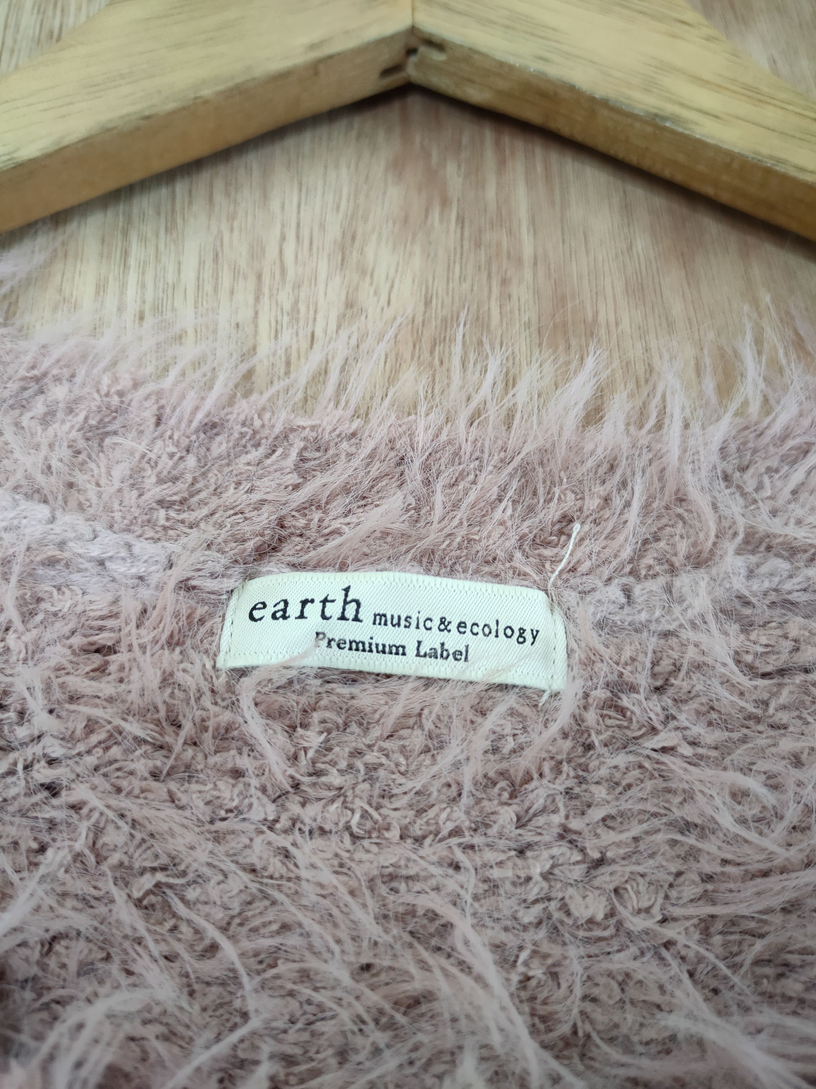 Aran Isles Knitwear D Earth Ecology premium label mohair fur shaggy #46-510 Size US S / EU 44-46 / 1 - 4 Thumbnail