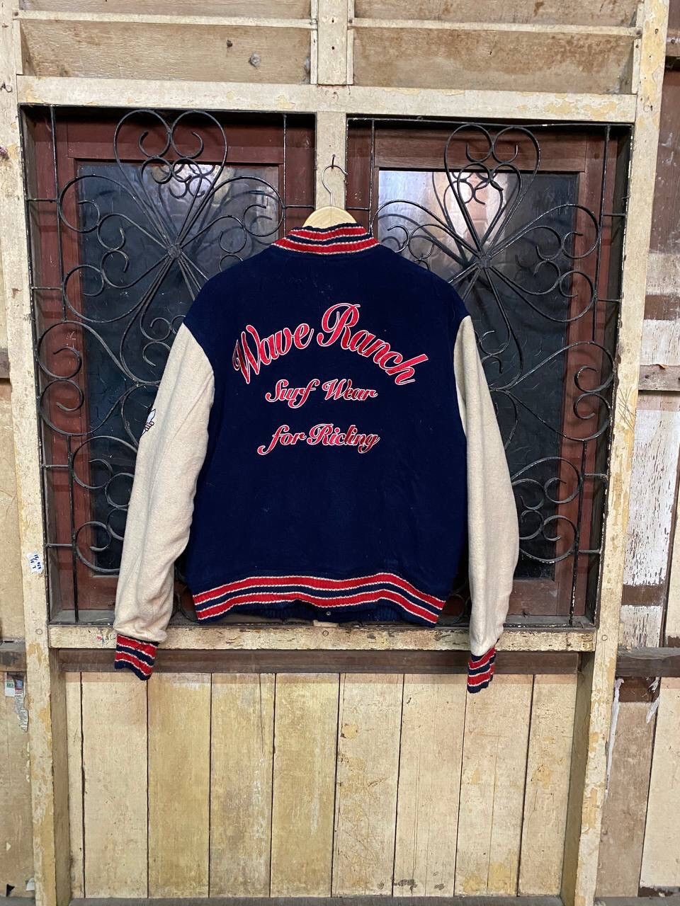 Other Vintage Wave Ranch Surfing Wool Hip Hop Varsity Jacket Size US M / EU 48-50 / 2 - 4 Thumbnail