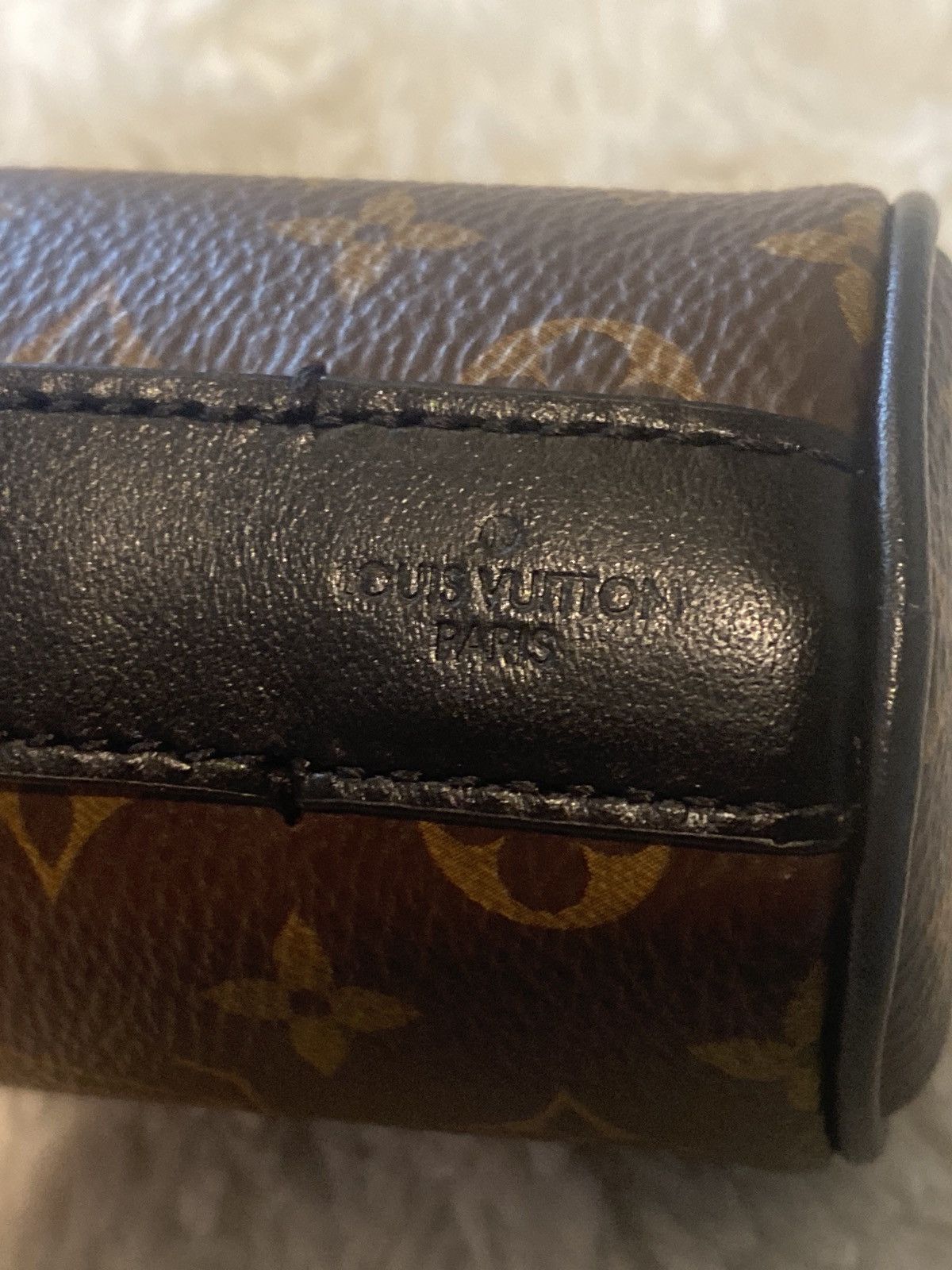 Louis Vuitton Louis Vuitton Monogram Mini Pouch By Virgil Abloh Size ONE SIZE - 10 Thumbnail