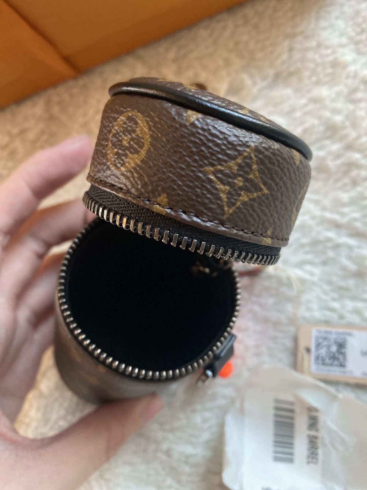 Louis Vuitton Louis Vuitton Monogram Mini Pouch By Virgil Abloh Size ONE SIZE - 2 Thumbnail