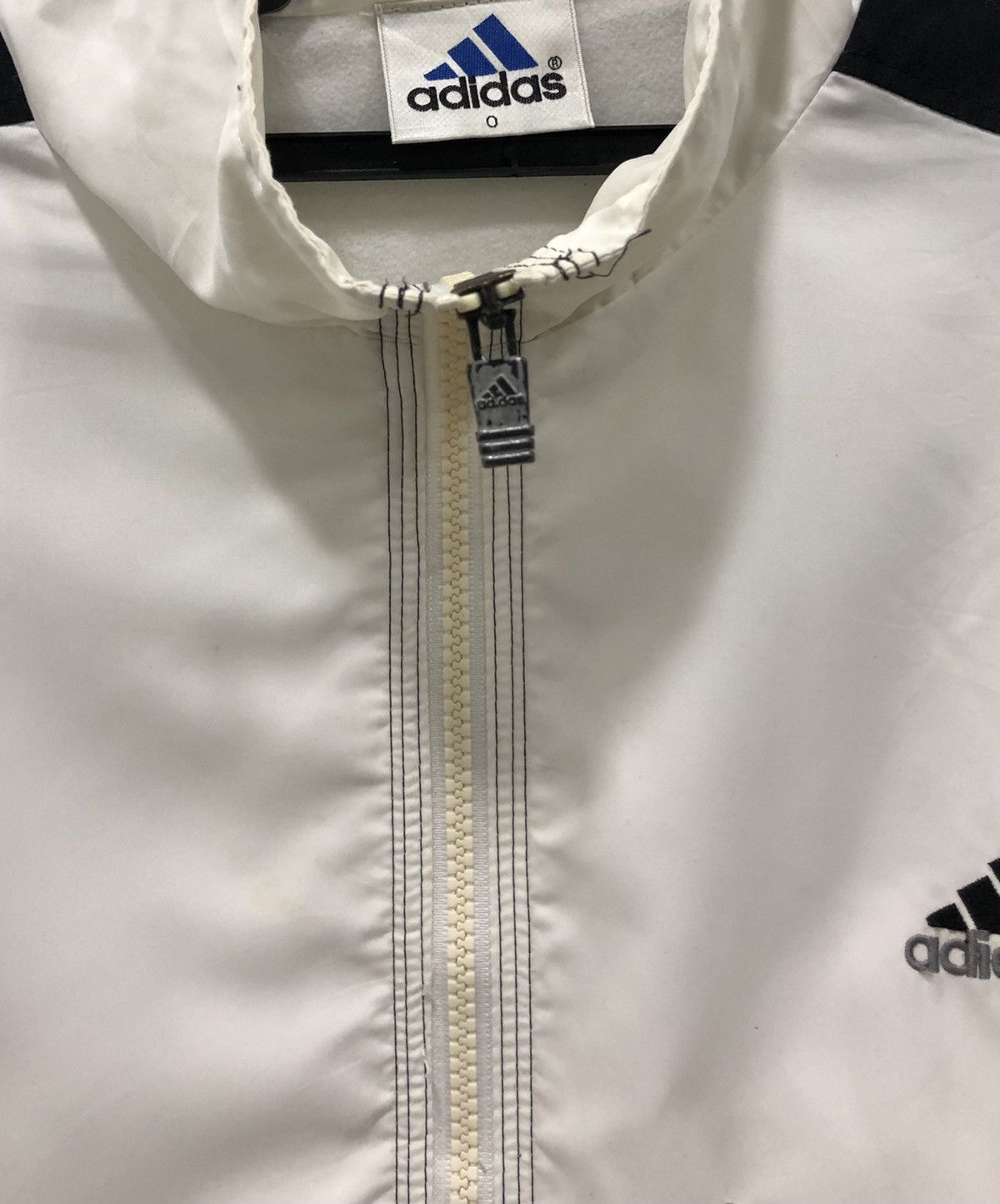 Adidas Vintage Adidas Windbreaker Jacket Light Jacket Size US M / EU 48-50 / 2 - 8 Thumbnail