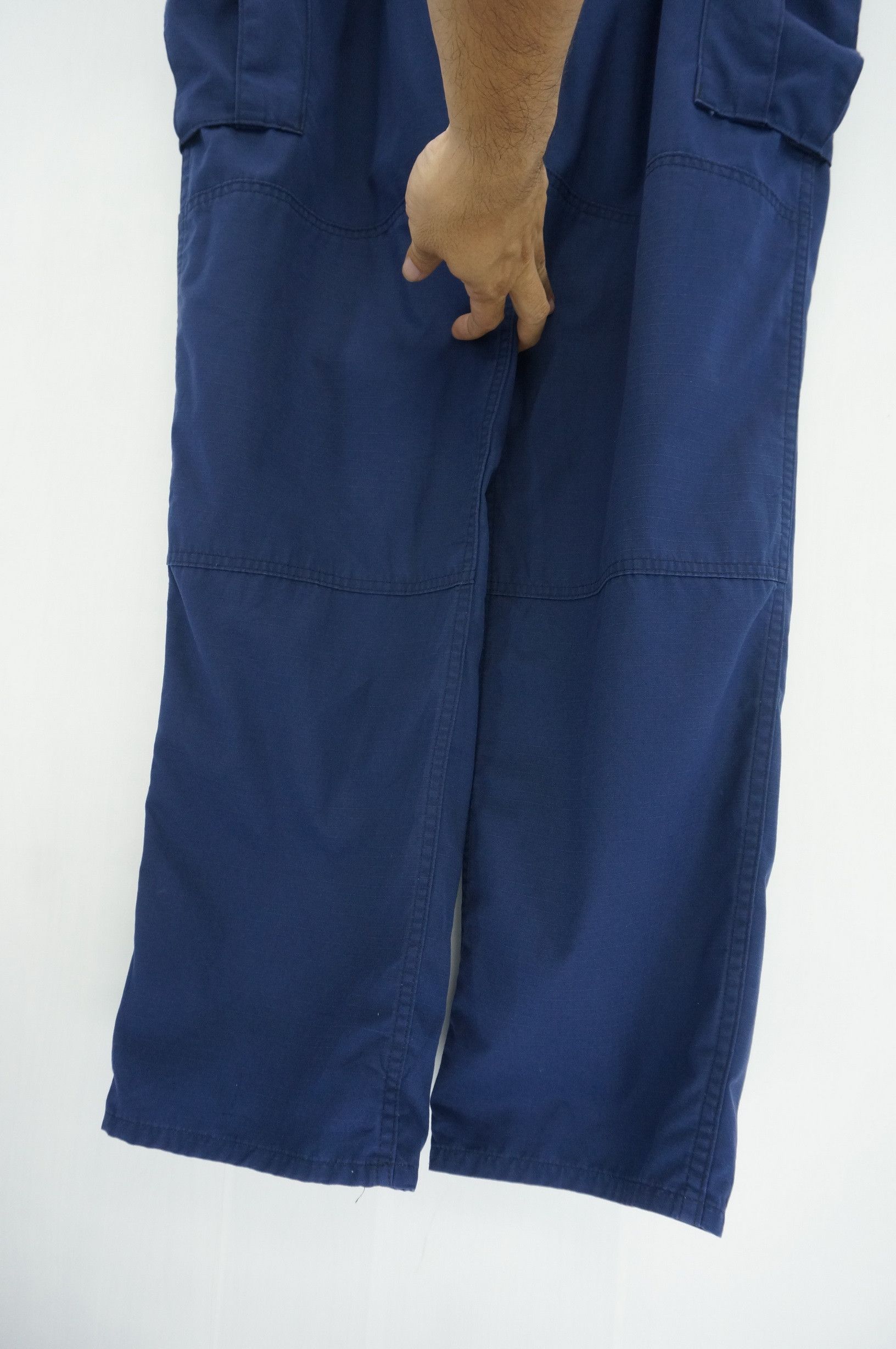 Vintage Vintage PENTAQ INDUSTRIES US COAST GUARD Cargo Size US 37 - 9 Thumbnail
