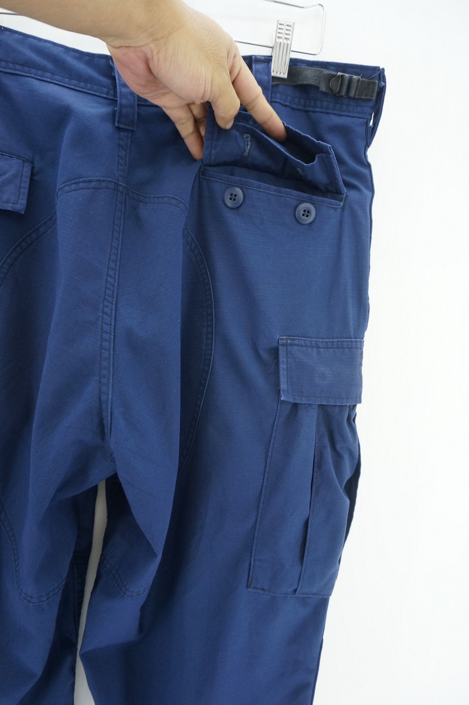 Vintage Vintage PENTAQ INDUSTRIES US COAST GUARD Cargo Size US 37 - 11 Thumbnail