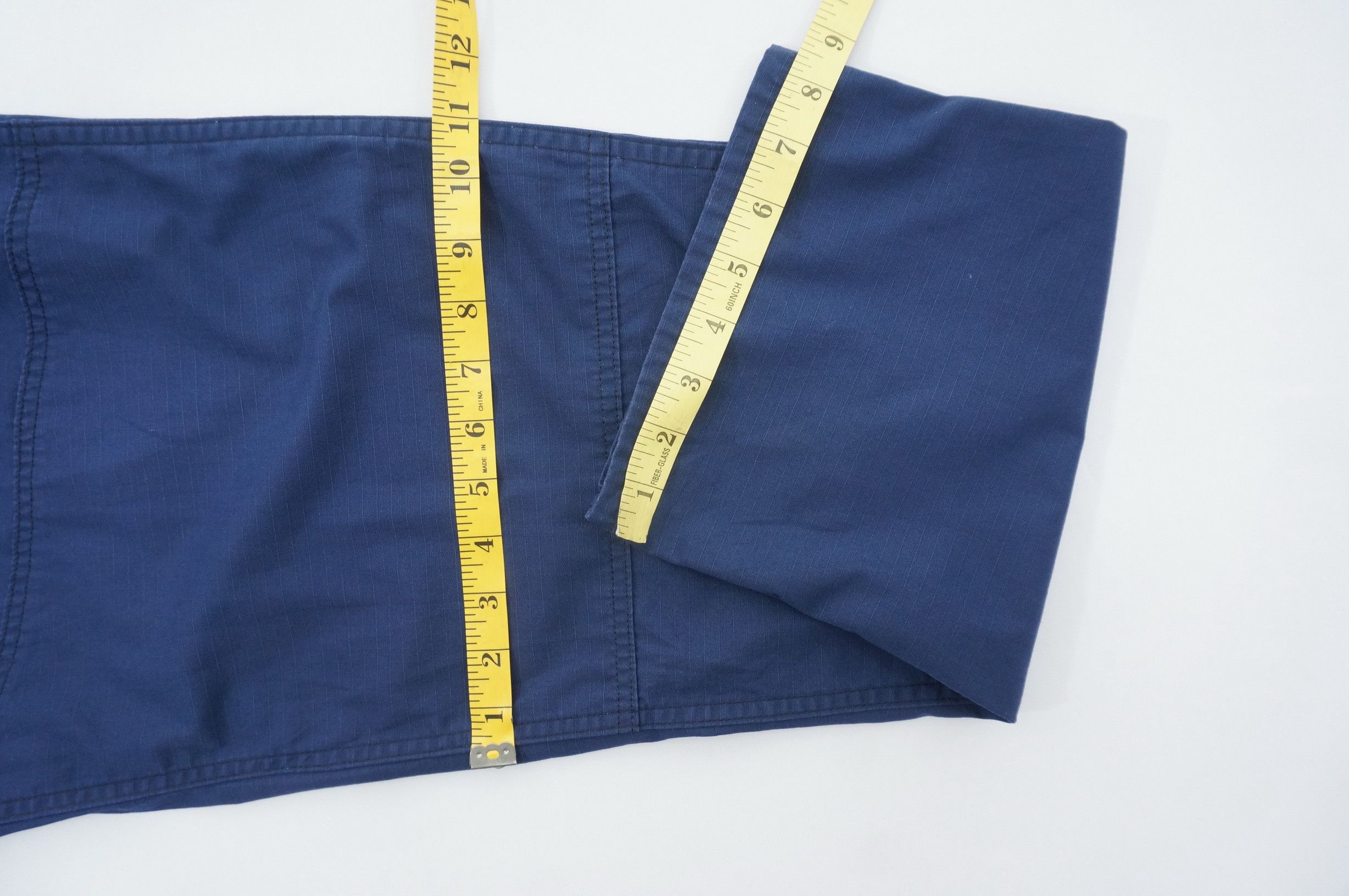 Vintage Vintage PENTAQ INDUSTRIES US COAST GUARD Cargo Size US 37 - 21 Thumbnail