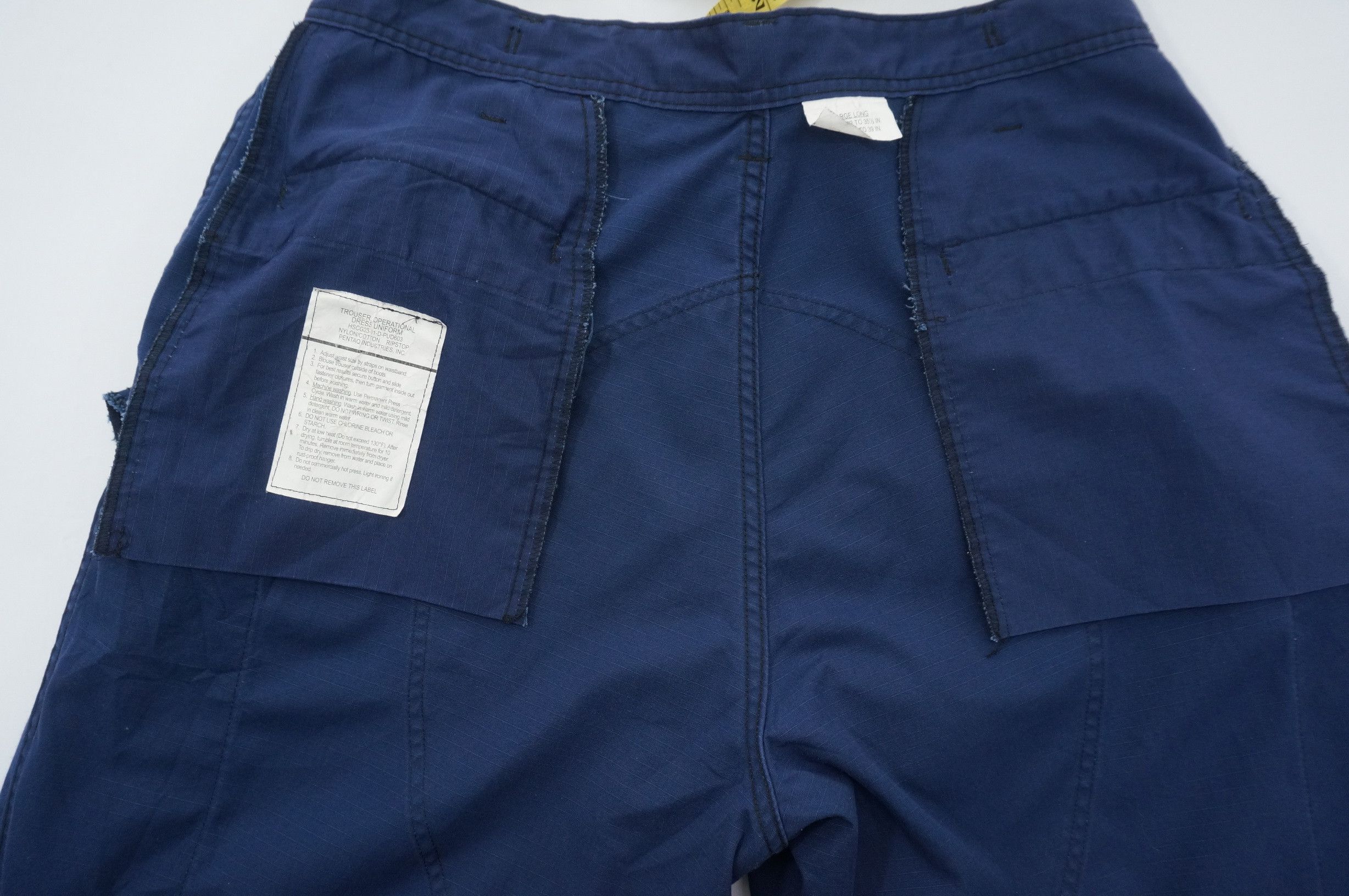 Vintage Vintage PENTAQ INDUSTRIES US COAST GUARD Cargo Size US 37 - 24 Thumbnail