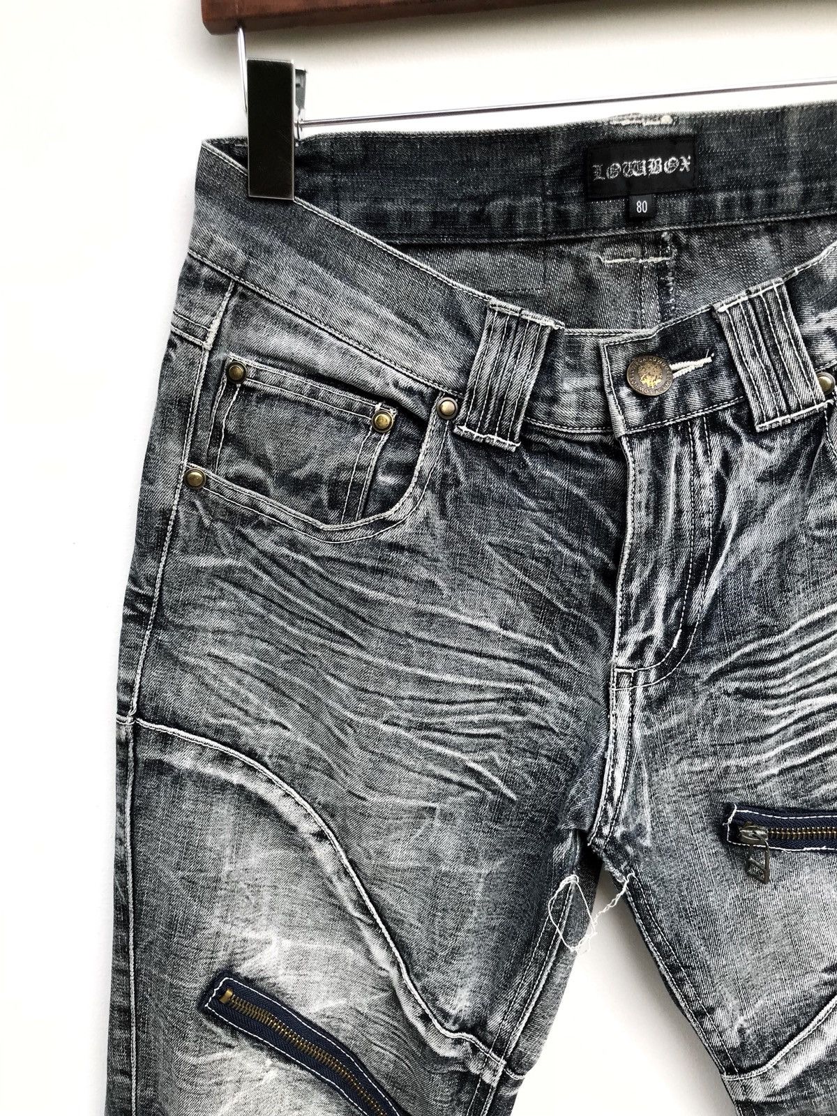 Japanese Brand Japanese Brand Lowbox Distressed Ripped Bleached Acid Wash Size US 30 / EU 46 - 4 Thumbnail