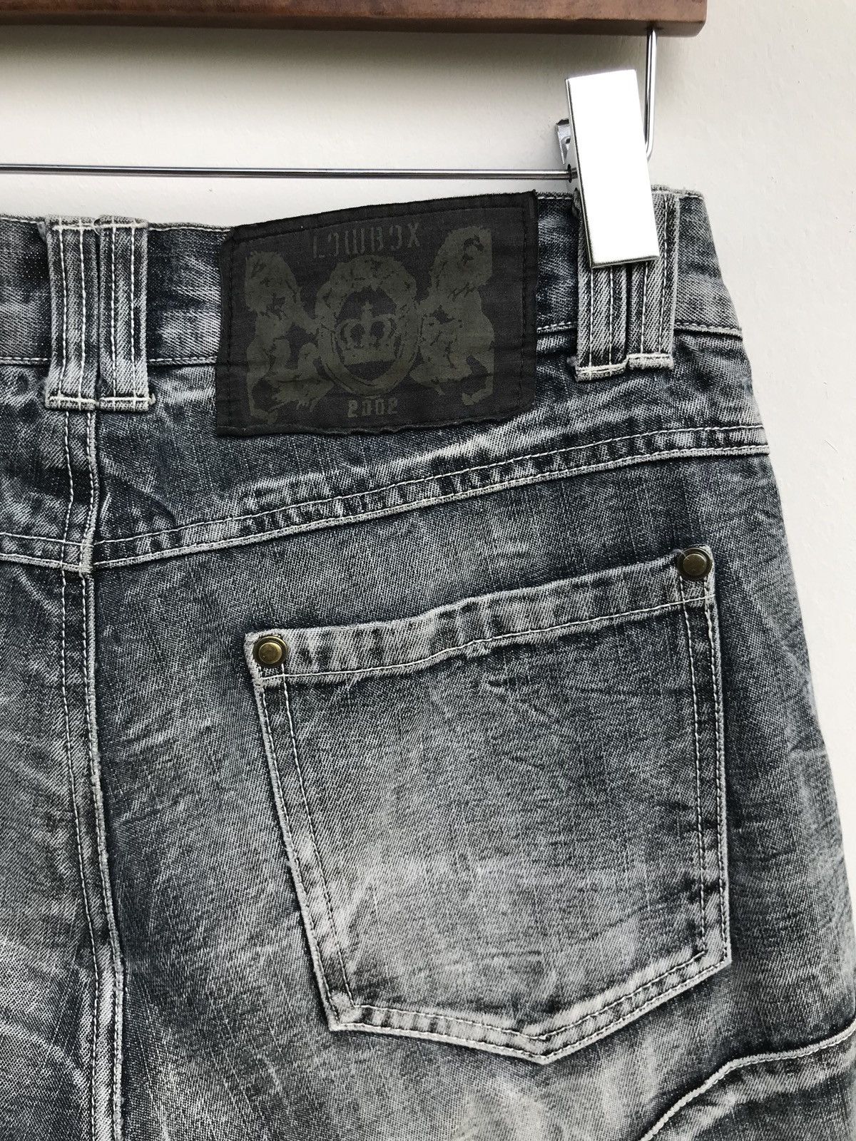 Japanese Brand Japanese Brand Lowbox Distressed Ripped Bleached Acid Wash Size US 30 / EU 46 - 7 Thumbnail