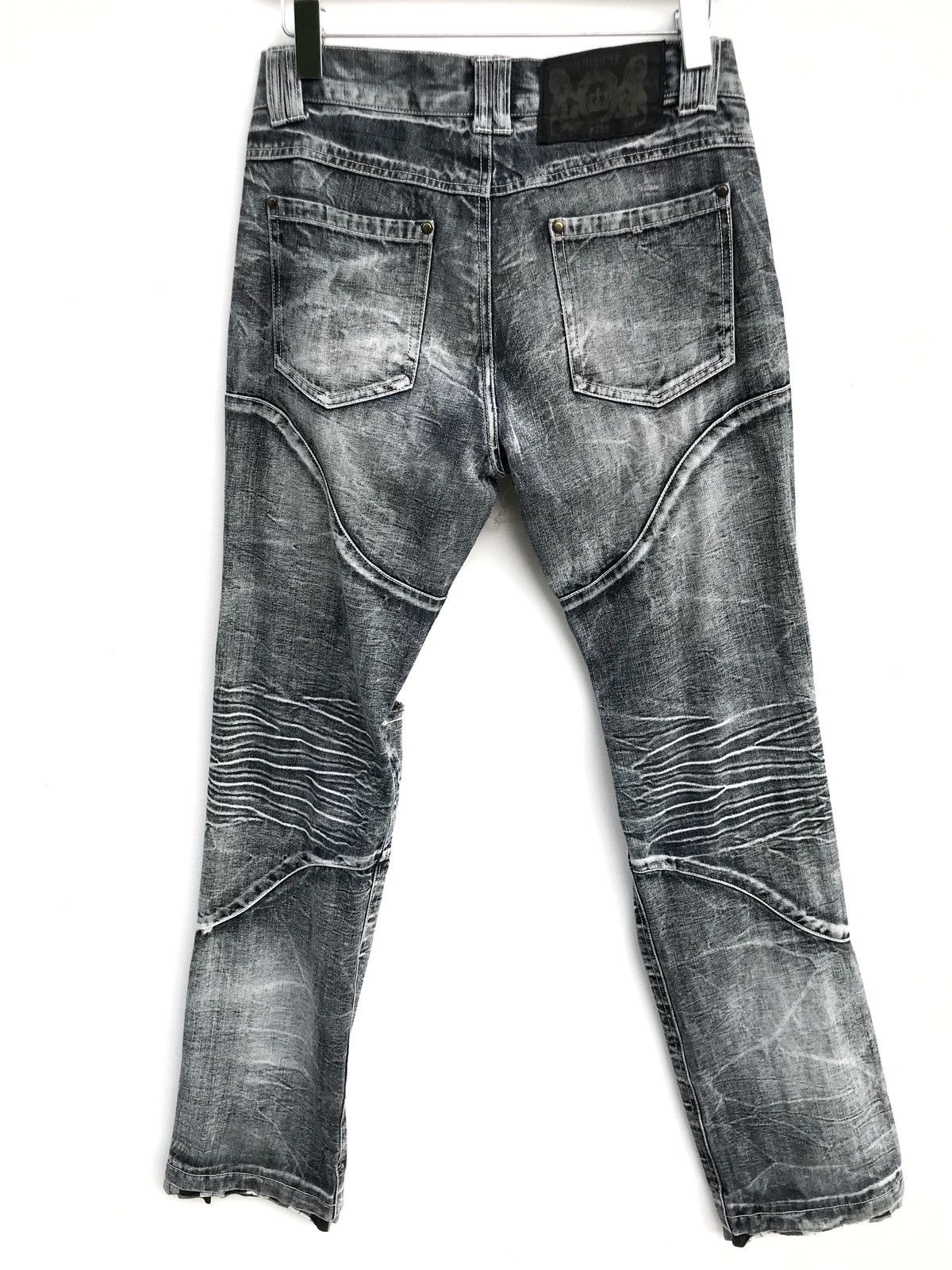 Japanese Brand Japanese Brand Lowbox Distressed Ripped Bleached Acid Wash Size US 30 / EU 46 - 3 Thumbnail
