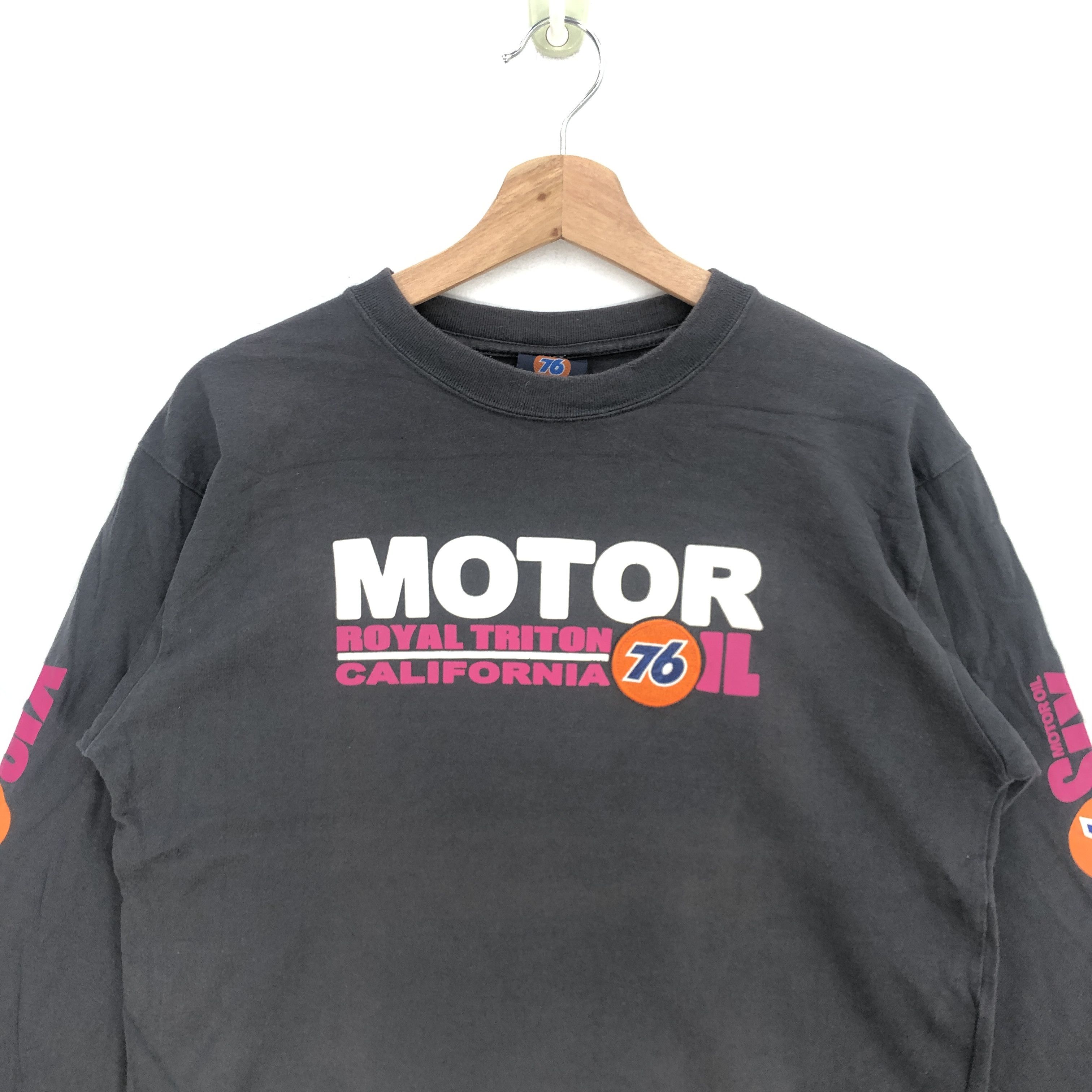 Japanese Brand × Vintage Vintage 76 Lubricant Motor T Shirt Racing Motorcycle Tees Size US L / EU 52-54 / 3 - 3 Thumbnail