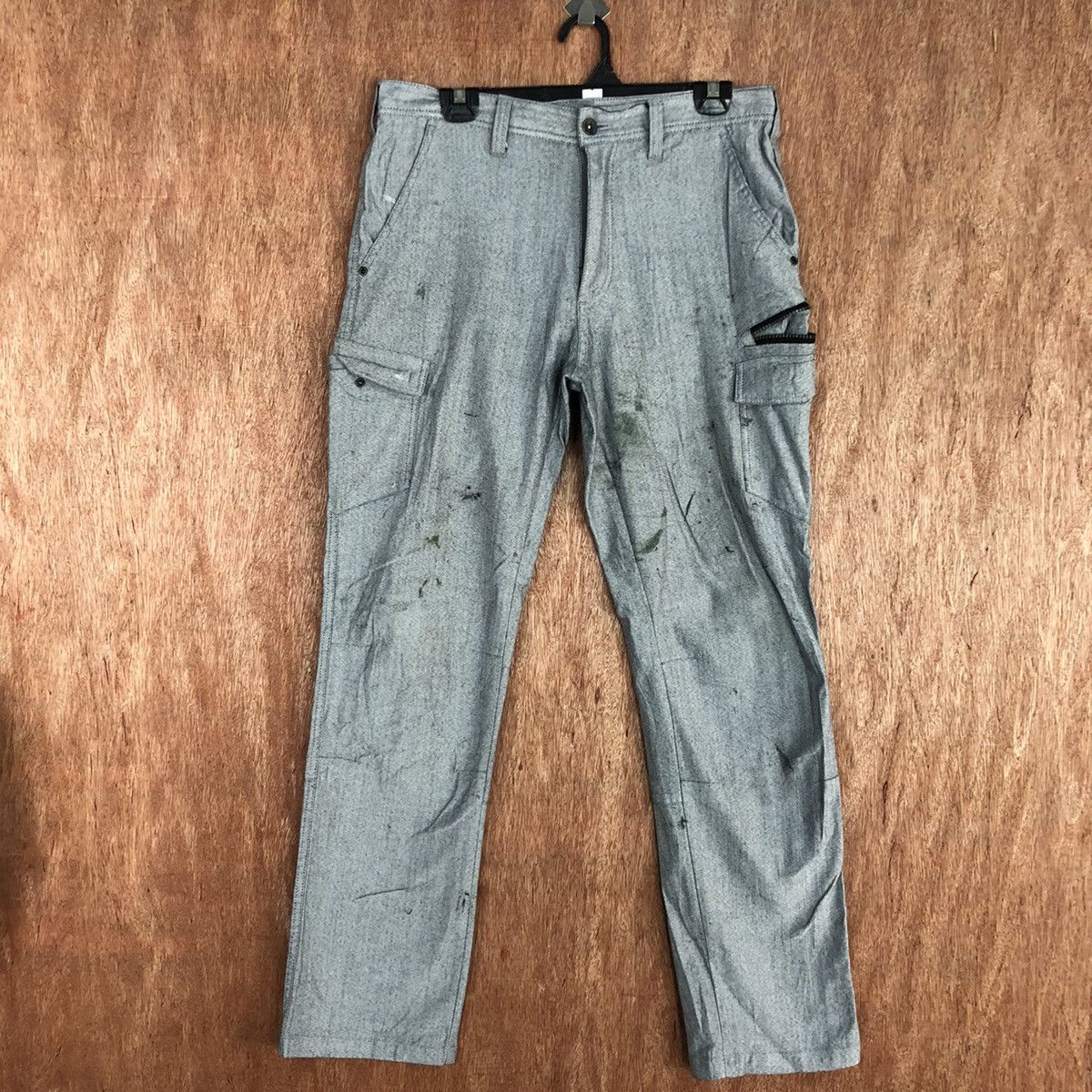 image of Vintage Azito Grey Multipocket Utility Cargo Pants C940, Men's (Size 32)