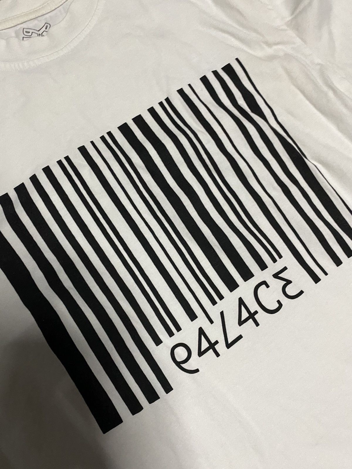 Palace Palace barcode tee Size US M / EU 48-50 / 2 - 2 Thumbnail