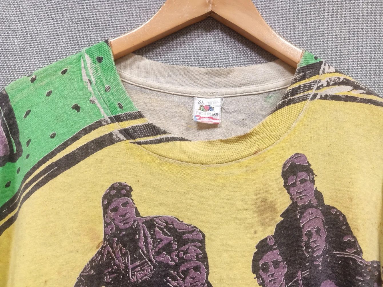 Fruit Of The Loom vintage 90s t shirt full print made in usa Size US XL / EU 56 / 4 - 4 Thumbnail