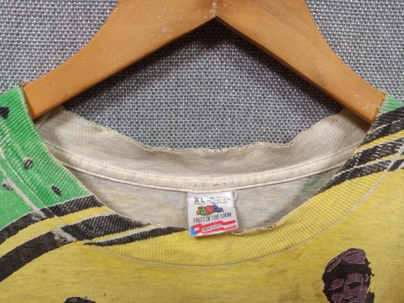 Fruit Of The Loom vintage 90s t shirt full print made in usa Size US XL / EU 56 / 4 - 3 Thumbnail