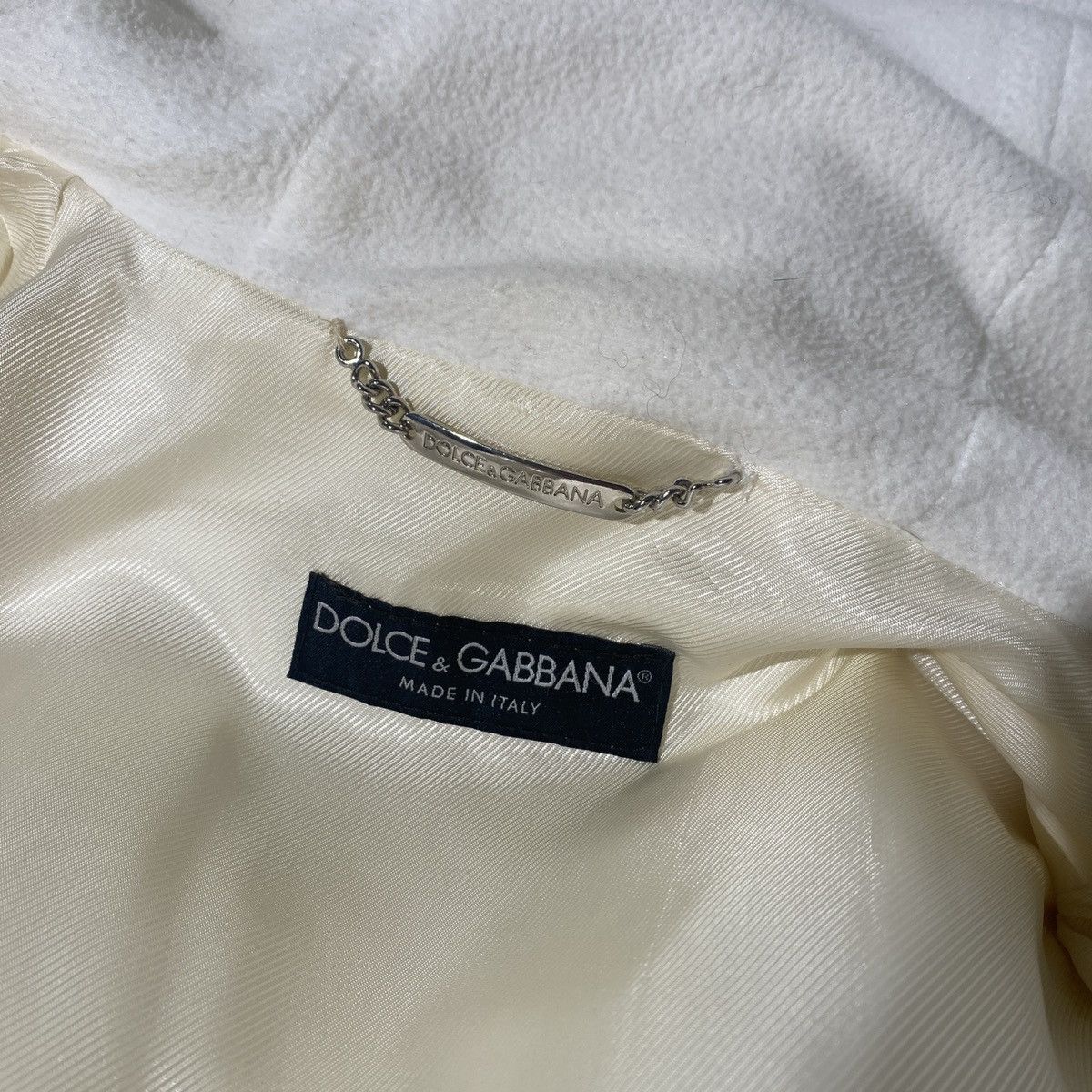 Dolce & Gabbana × Vintage Dolce and Gabbana 2003 F/W Shiny Ivory Cropped Puffer Jacket Size M / US 6-8 / IT 42-44 - 6 Thumbnail