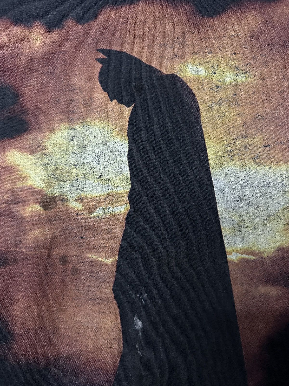 DC Comics × Vintage Vintage Distressed Batman Begins Promo Sun Faded Tee Size US XL / EU 56 / 4 - 3 Thumbnail