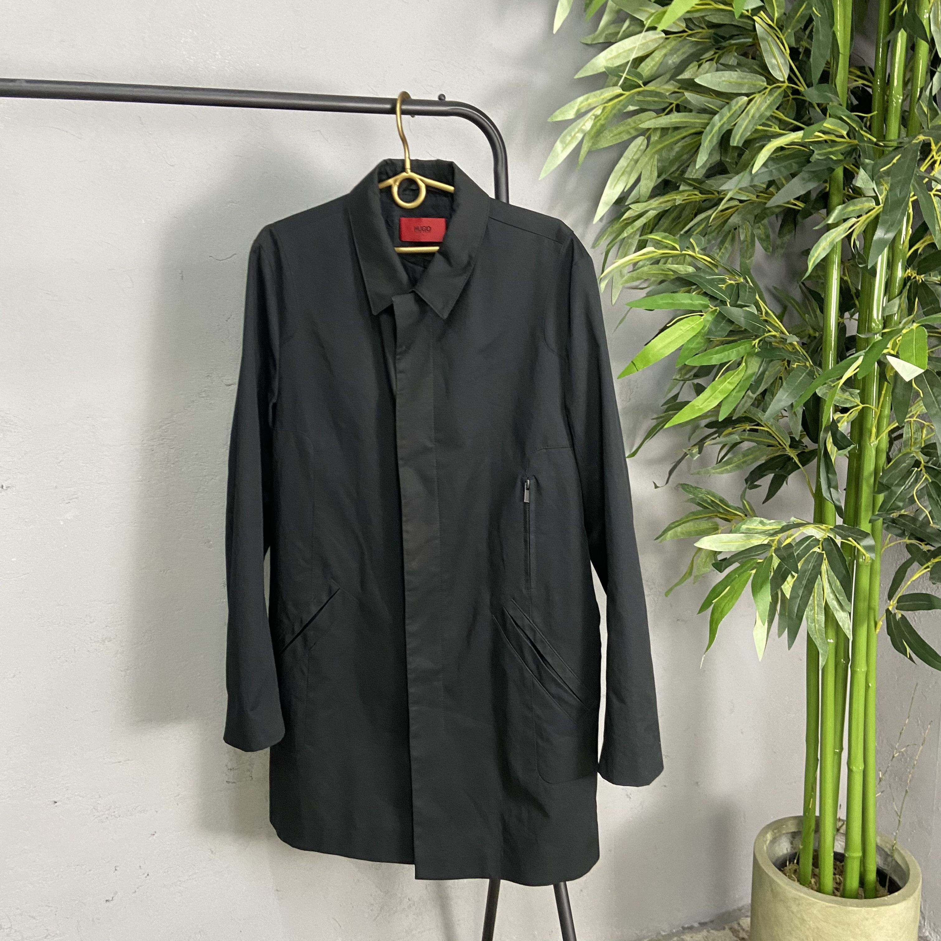 Hugo Boss MADE IN UKRAINE 1990s ARCHIVE HUGO BOSS TRENCH COAT JACKET Size US M / EU 48-50 / 2 - 3 Thumbnail