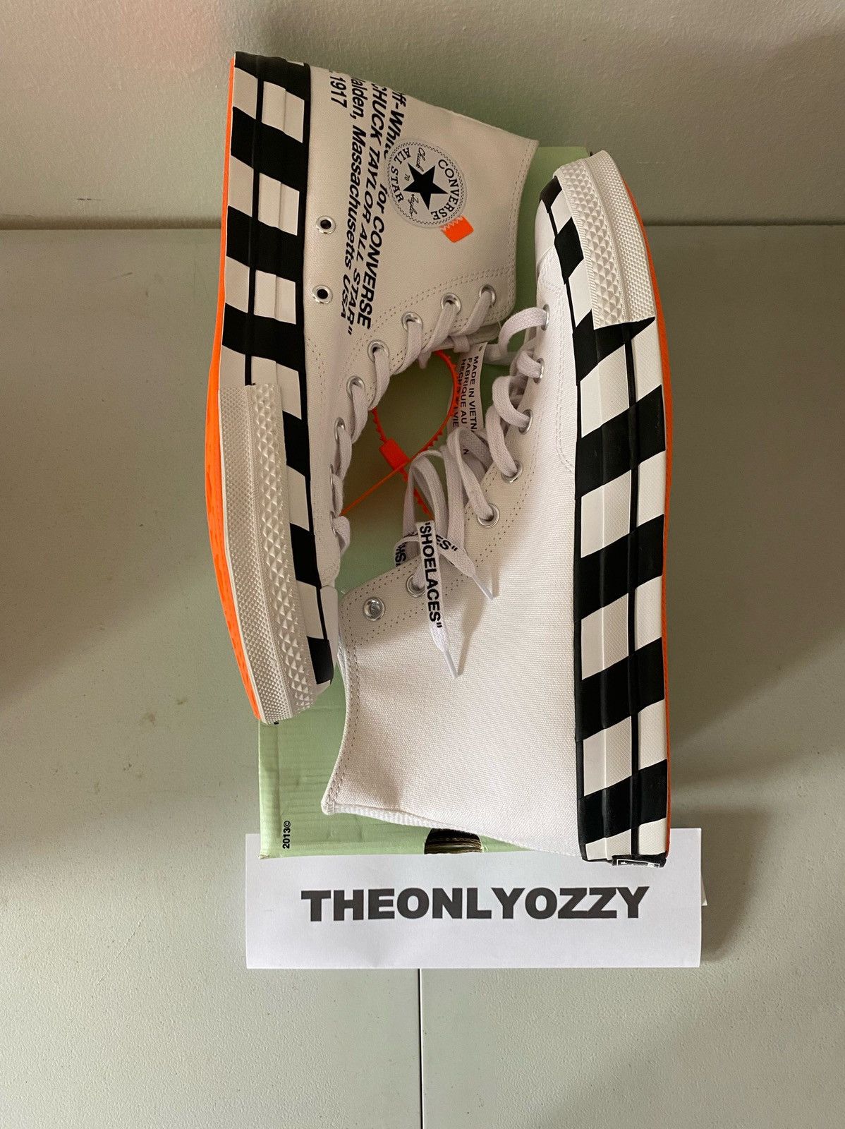 Converse × Off-White OFF-WHITE x Chuck Taylor 70 White 2018 Converse sz 12 Size US 12 / EU 45 - 6 Thumbnail