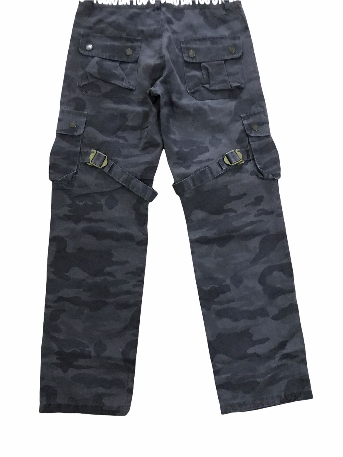 Japanese Brand × Seditionaries ⏰ need gone now 🔥 Batsu Studio Dark Camo Cargo Multipocket Size US 26 / EU 42 - 8 Thumbnail