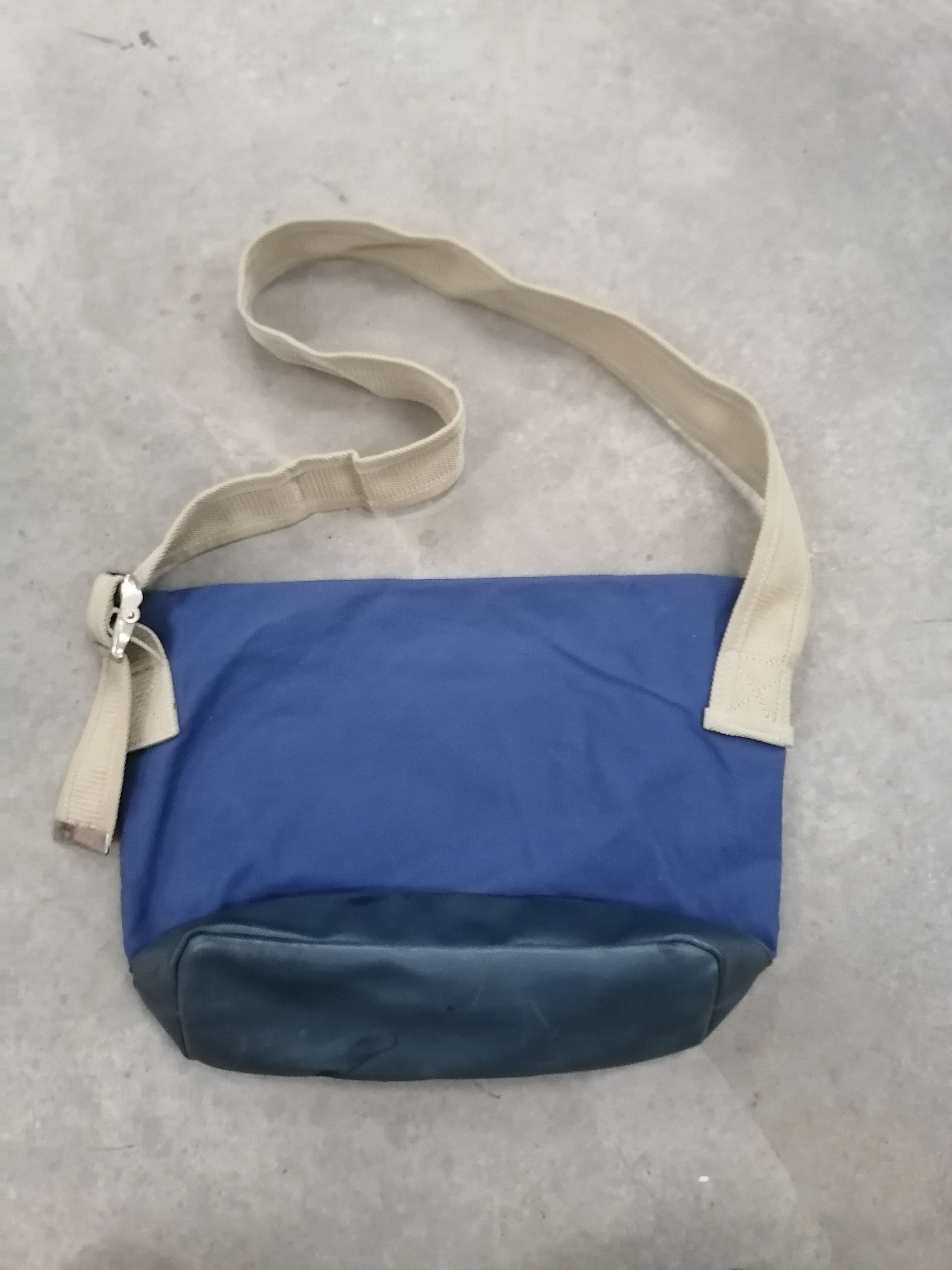 Japanese Brand Made In Japan Anonym Craftsman Canvas Messenger Bag Size ONE SIZE - 5 Thumbnail