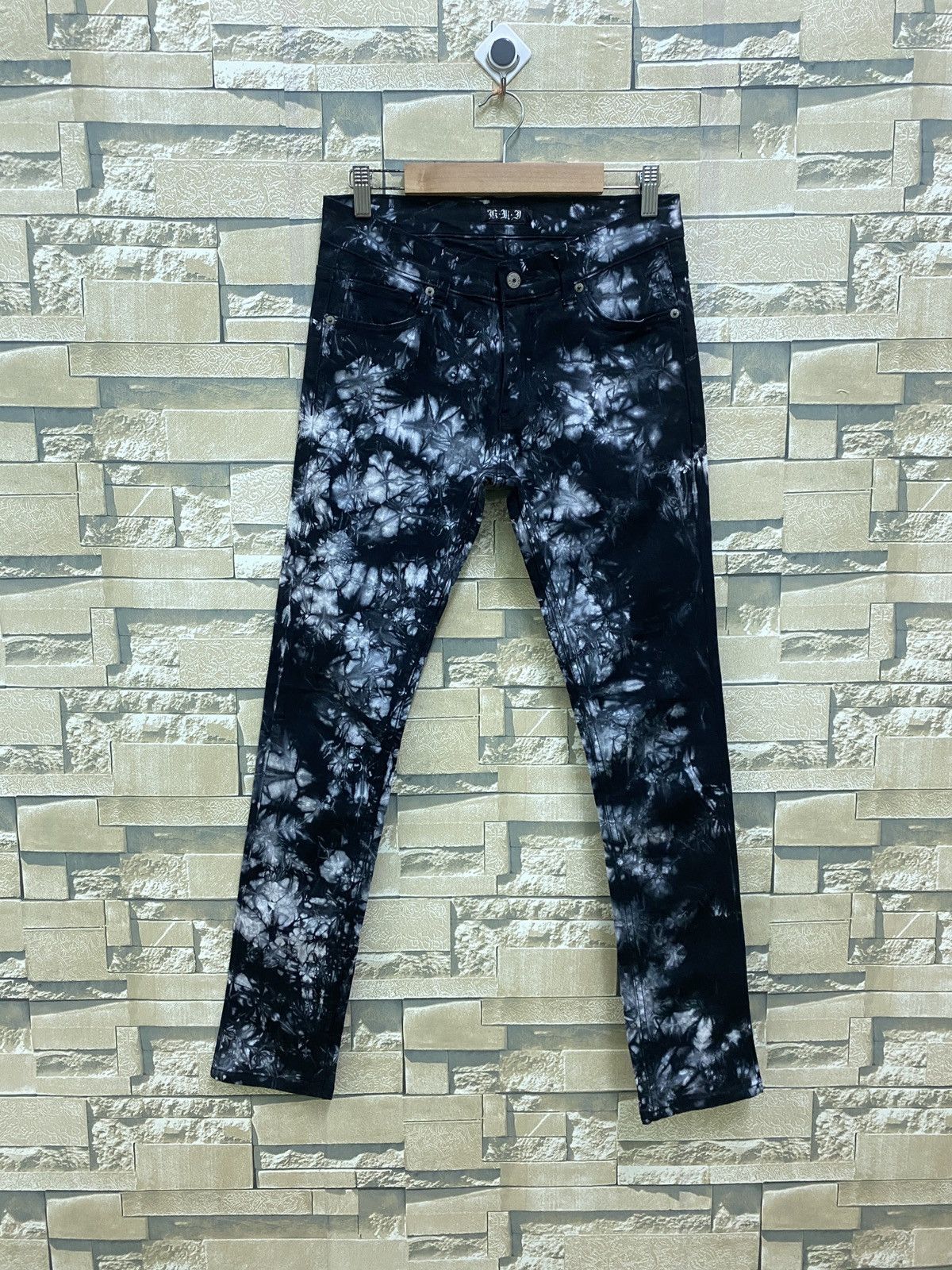 image of Designer K.u.i Smoked Elastic Skinny Denim Pants in Black, Men's (Size 28)