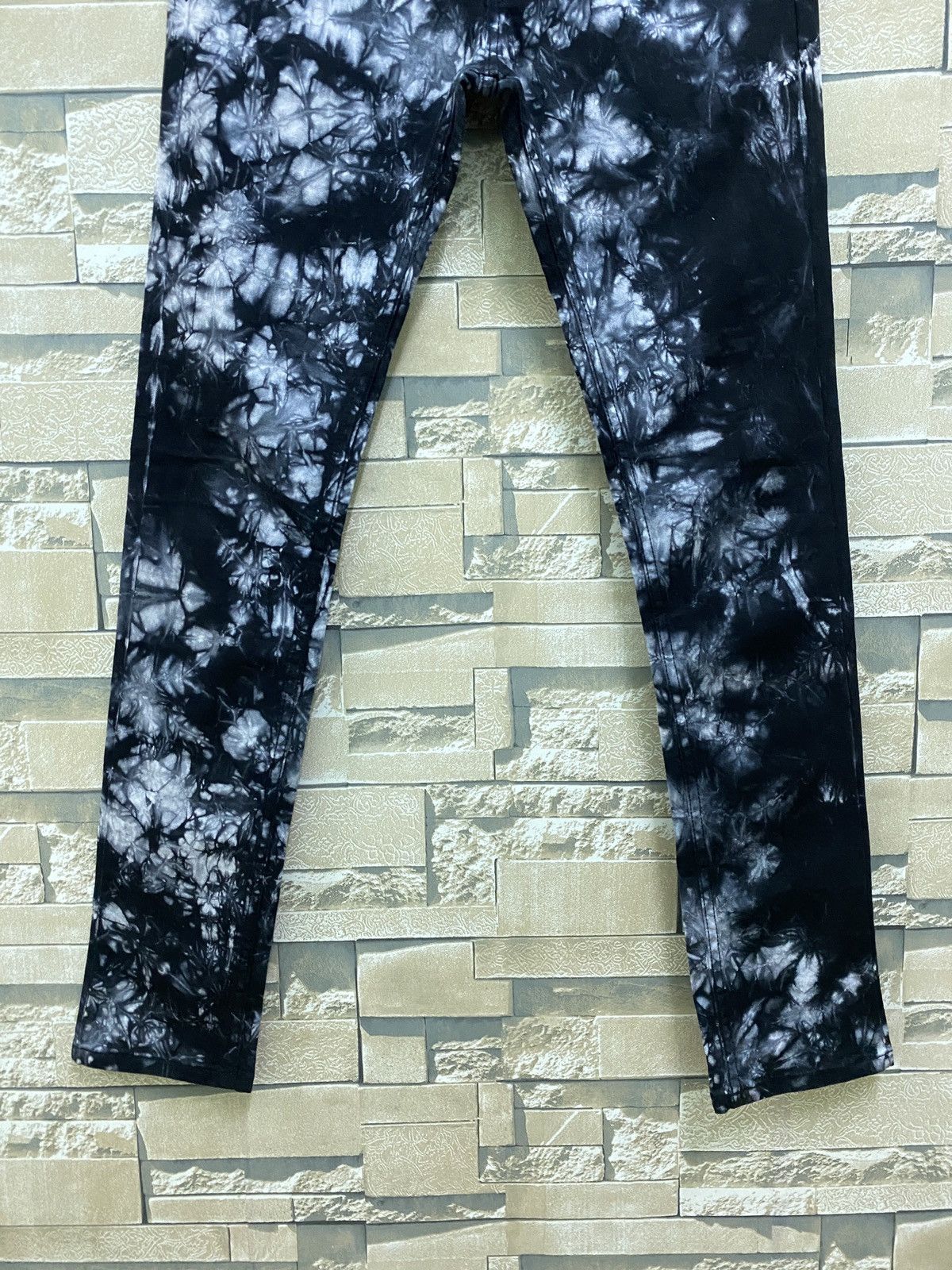 Designer × Japanese Brand Rare K.U.I Smoked Elastic Skinny Denim pants Size US 28 / EU 44 - 6 Thumbnail