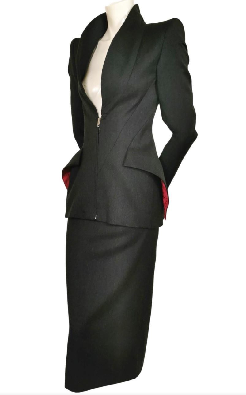 Alexander McQueen Alexander McQueen Joan of Arc Runway Catwalk Dress Suit Size M / US 6-8 / IT 42-44 - 6 Thumbnail