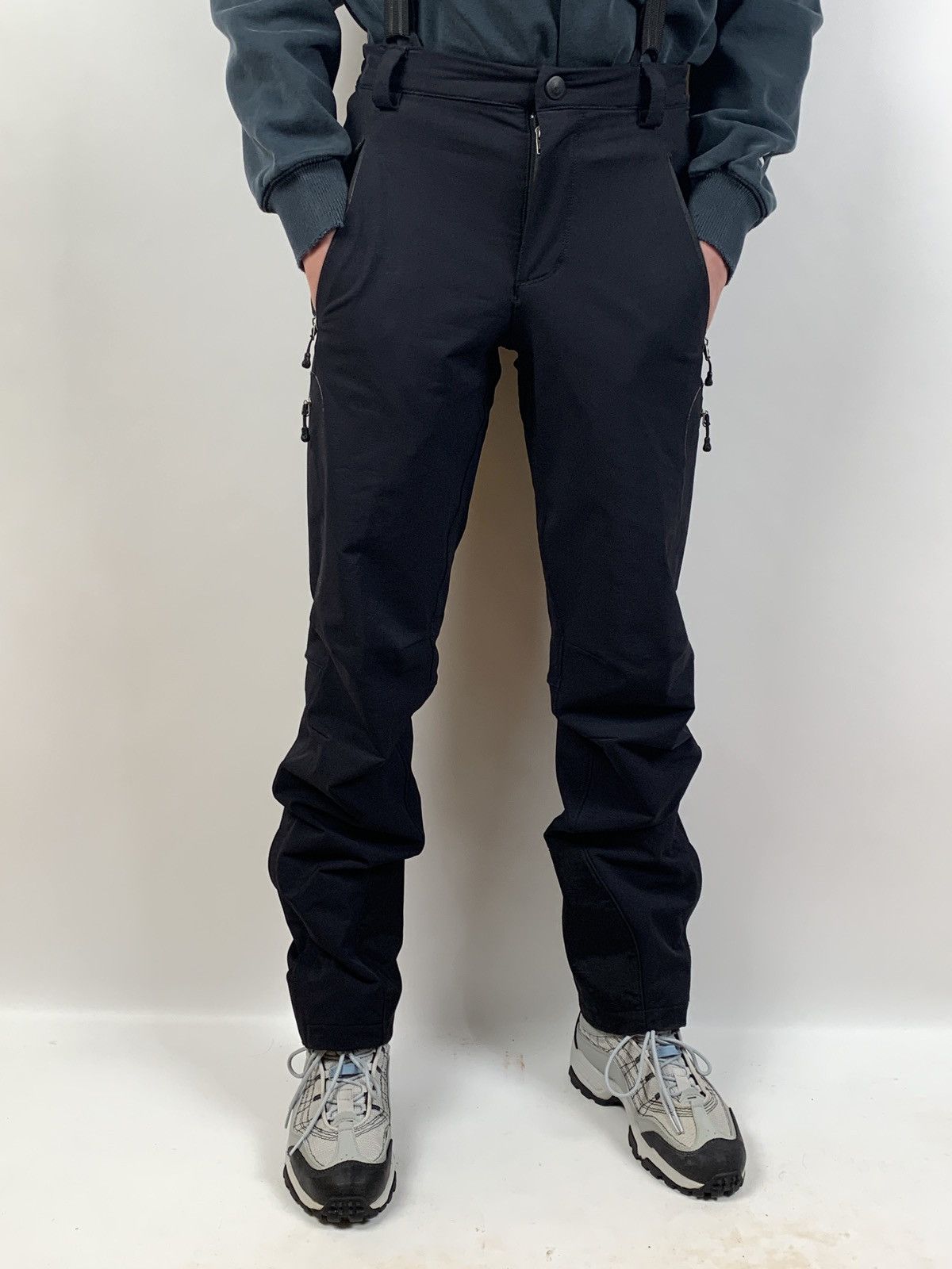Patagonia Vintage Patagonia Bib Ski Overalls Cargo Pants Size US 28 / EU 44 - 5 Thumbnail