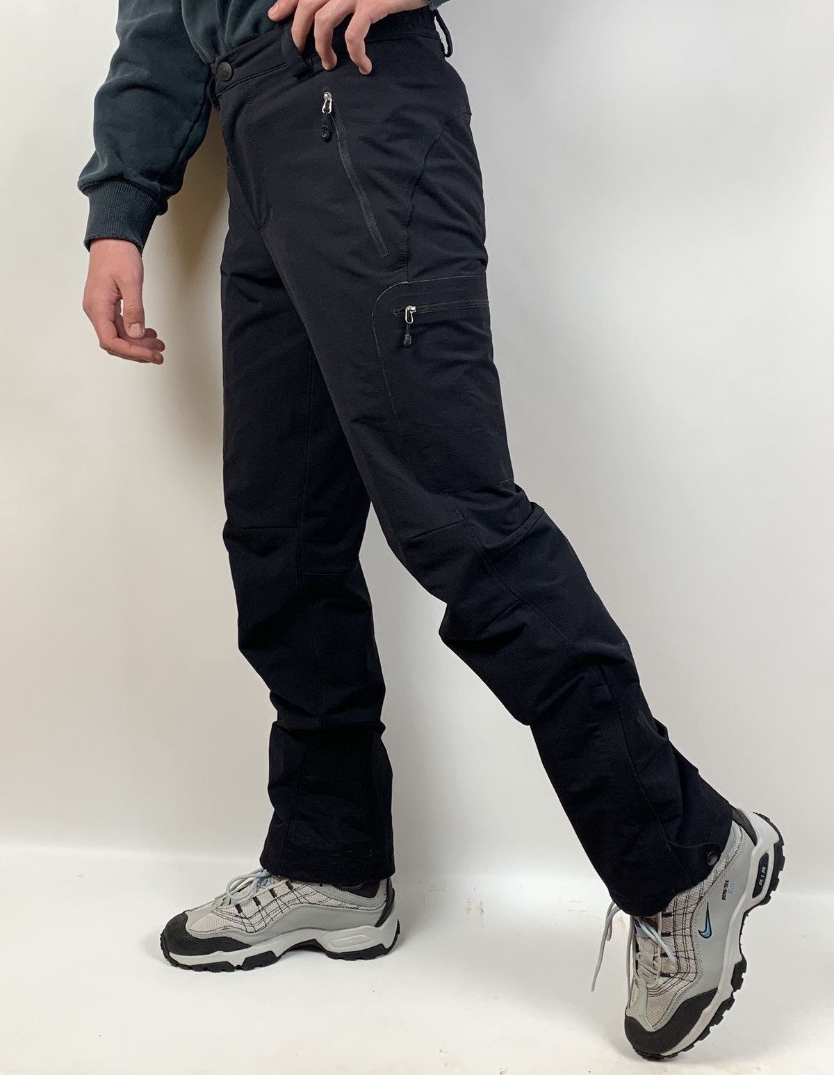 Patagonia Vintage Patagonia Bib Ski Overalls Cargo Pants Size US 28 / EU 44 - 6 Thumbnail
