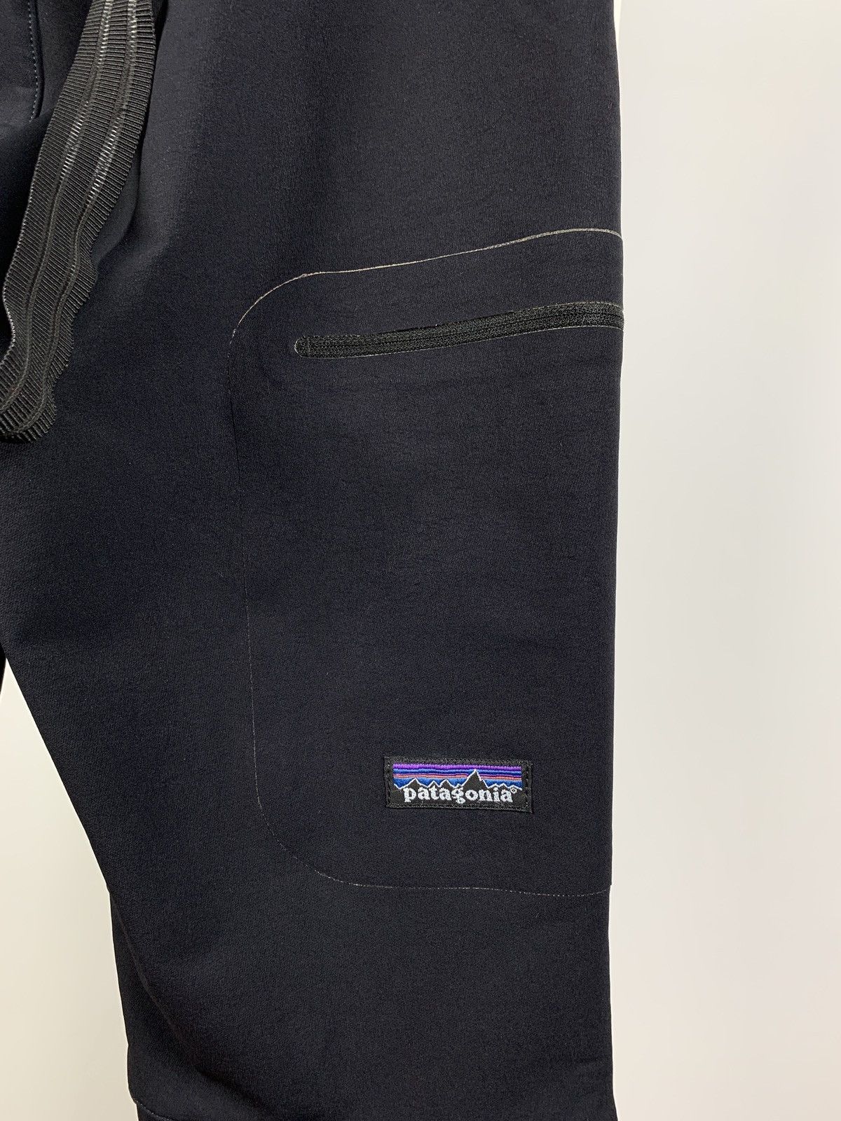 Patagonia Vintage Patagonia Bib Ski Overalls Cargo Pants Size US 28 / EU 44 - 12 Thumbnail