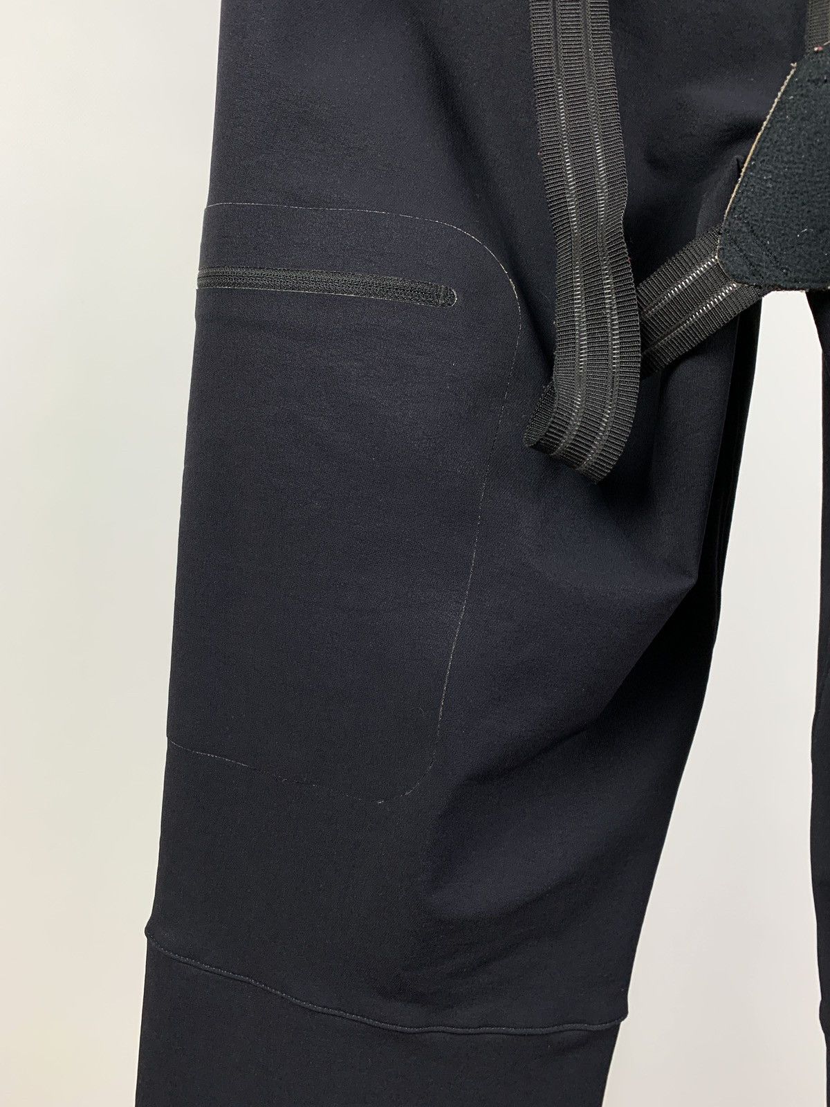 Patagonia Vintage Patagonia Bib Ski Overalls Cargo Pants Size US 28 / EU 44 - 17 Thumbnail